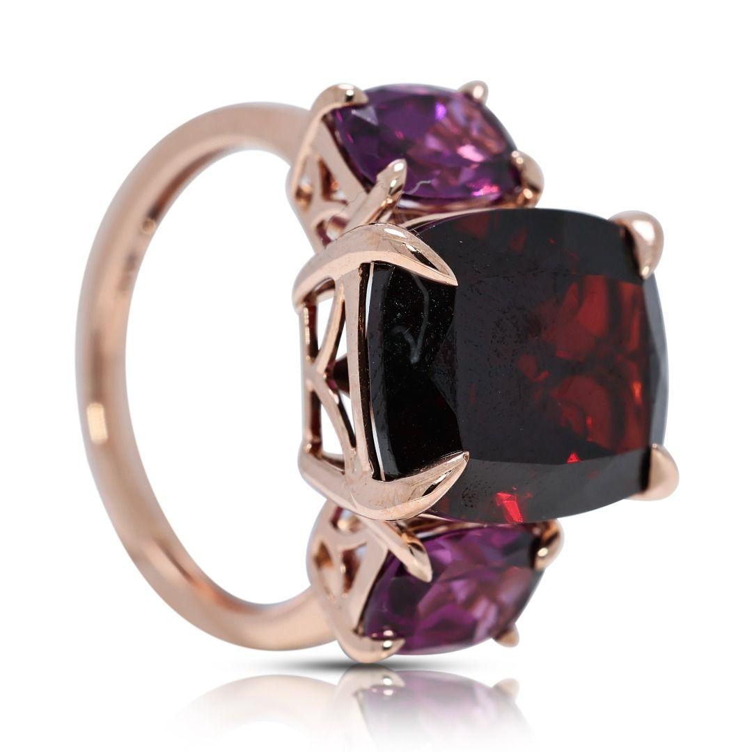 Flamboyanter Ring aus 18 Karat Roségold mit 7,6 Karat Granat und Amethyst im Zustand „Hervorragend“ im Angebot in רמת גן, IL