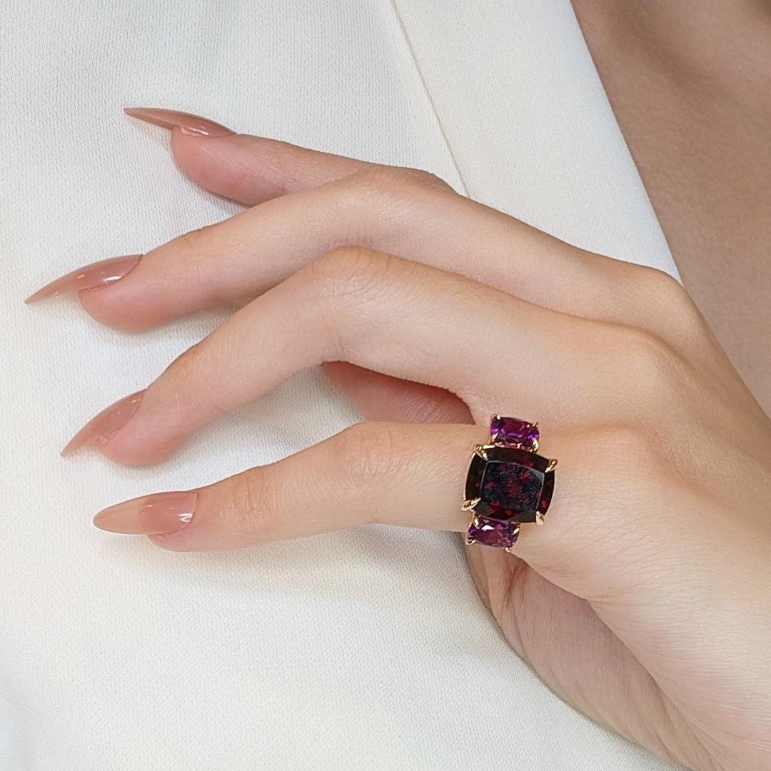 Flamboyanter Ring aus 18 Karat Roségold mit 7,6 Karat Granat und Amethyst Damen im Angebot