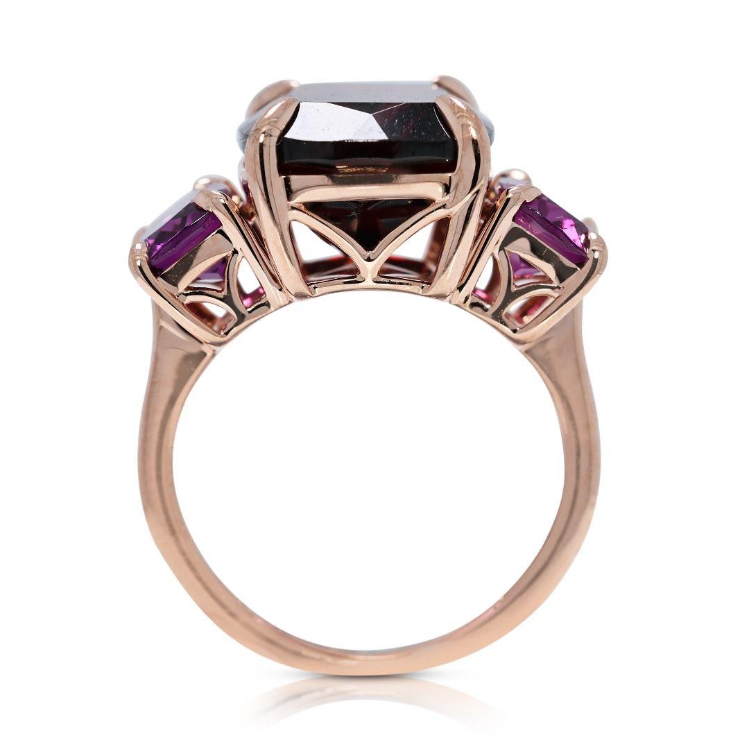 Flamboyanter Ring aus 18 Karat Roségold mit 7,6 Karat Granat und Amethyst im Angebot 2