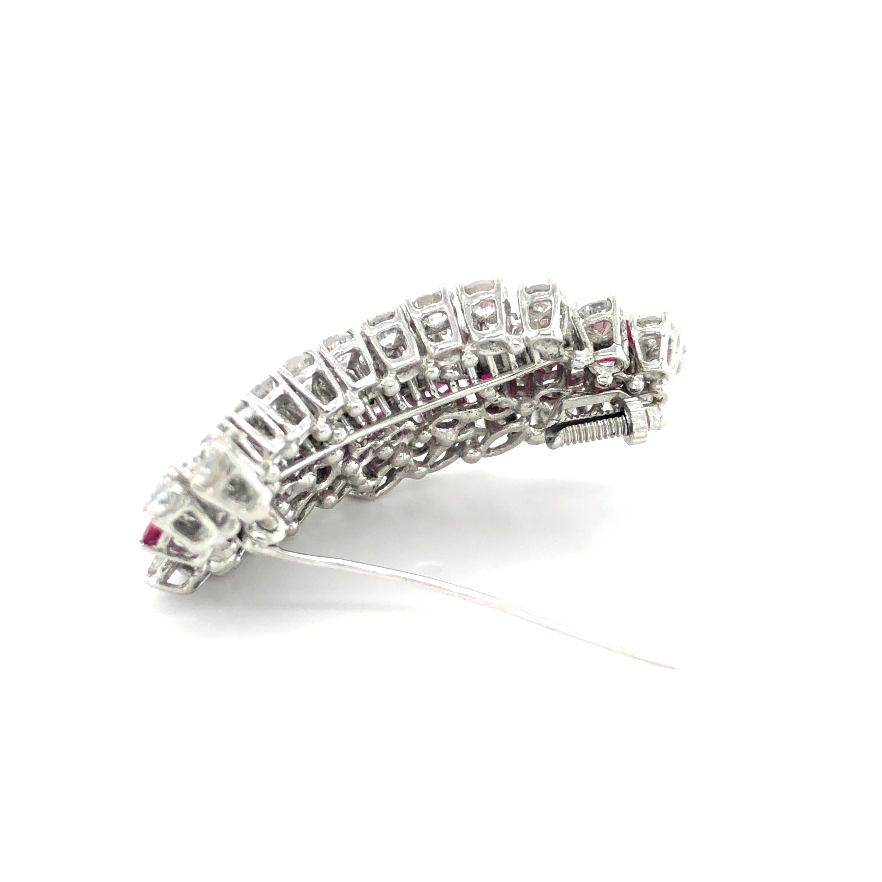 Flamboyant Ruby and Diamond Brooch in White Gold 18k For Sale 5