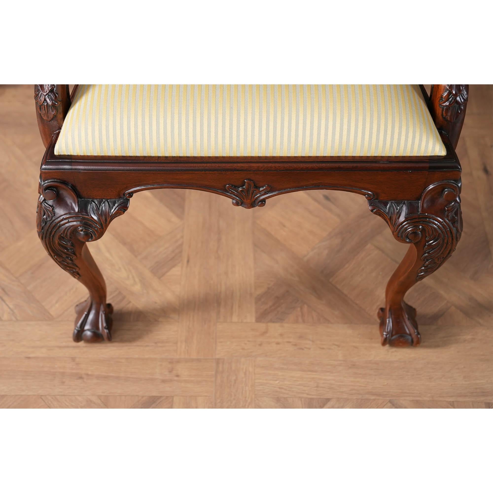 Sedie Chippendale con schienale a fiamma, set da 10 in vendita 1