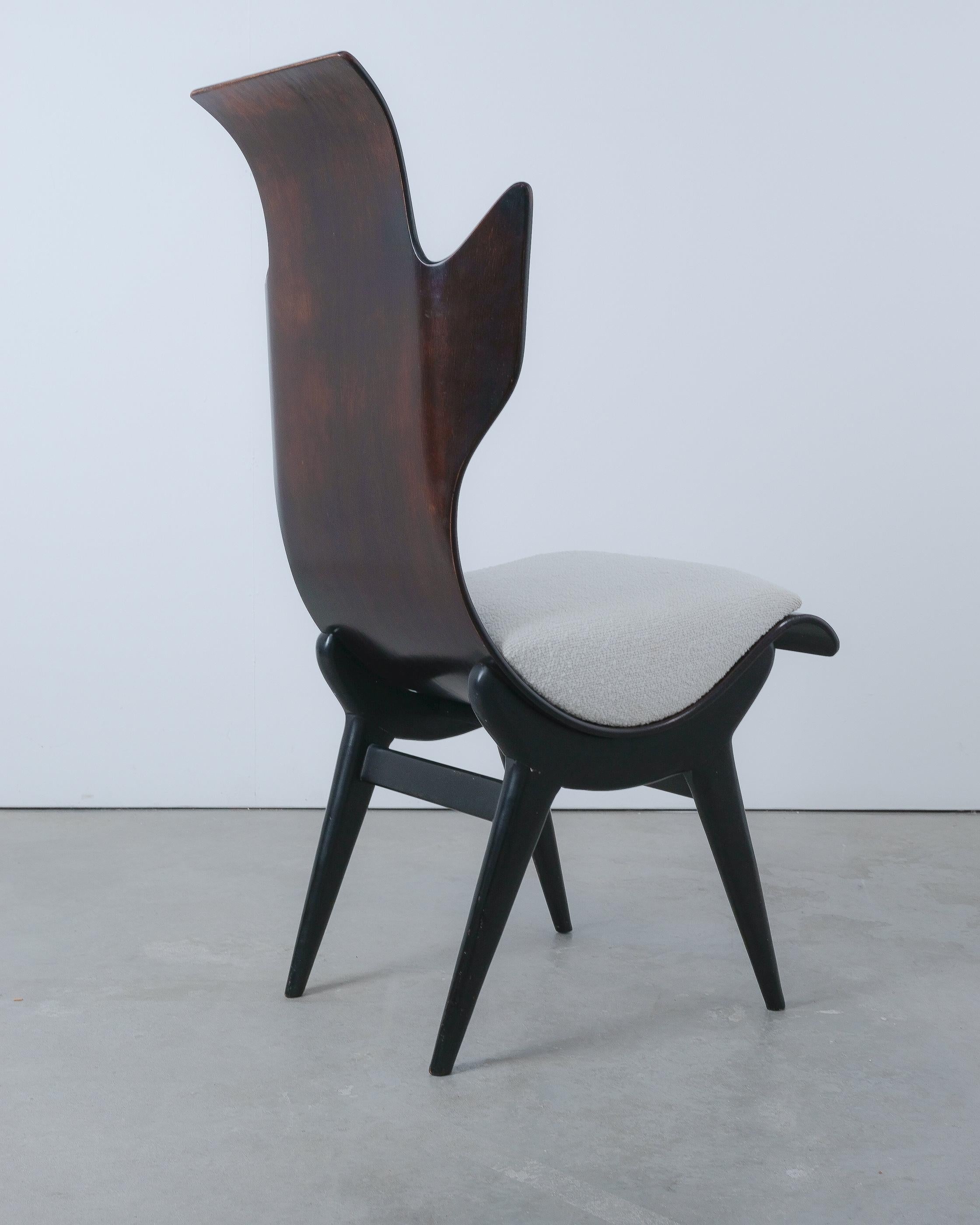 Mid-Century moderno Flame Chair Sedia in legno di palissandro bianco bouclé di Dante LaTorre, Italia, 1960 in vendita