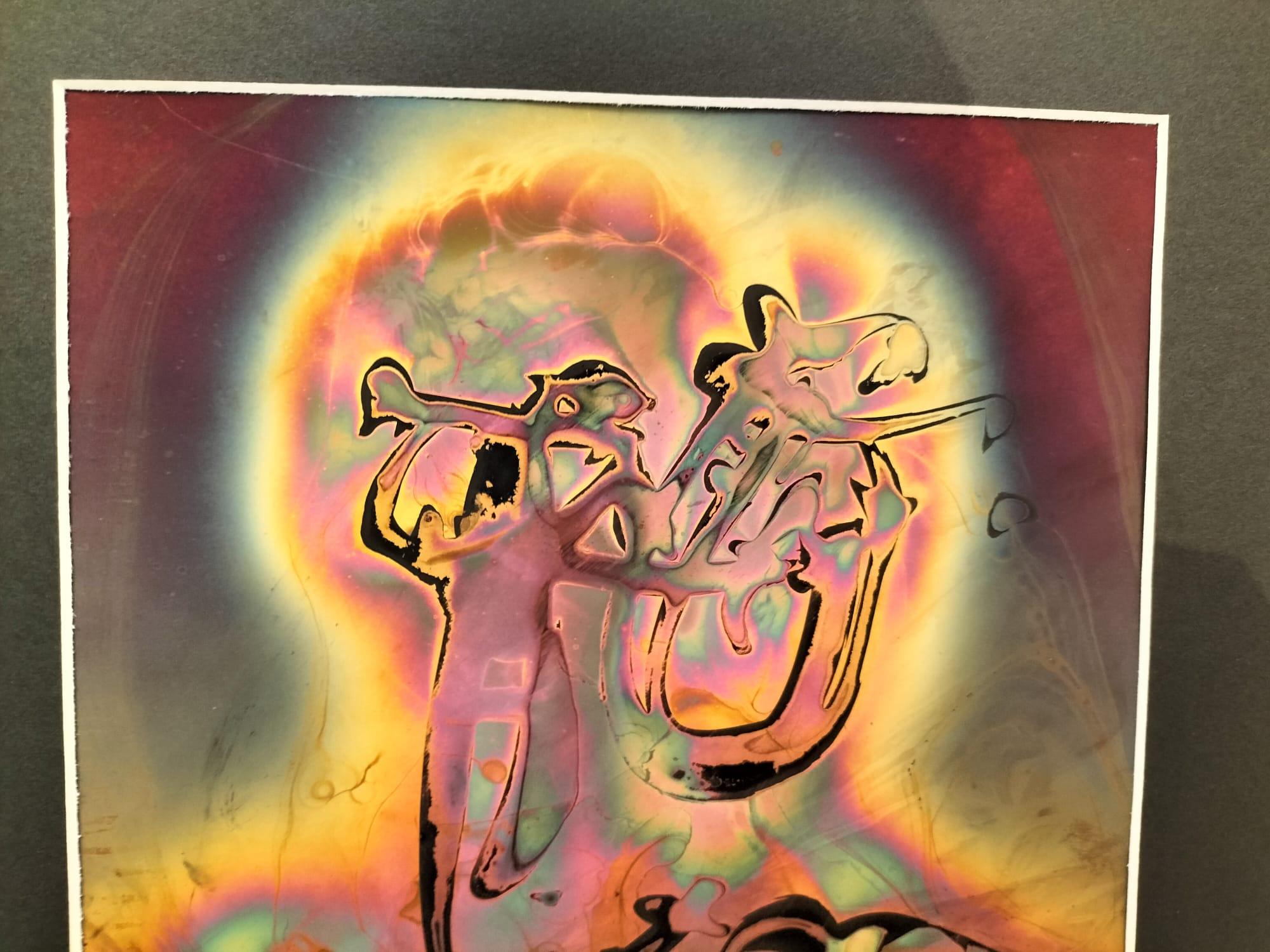 Artist : Arthur UNGER (1932-   )
Crafted through the intricate process of flame-painting on copper, this piece showcases an explosion of vibrant colors, from rich copper tones to iridescent pinks and greens. The unique patterns and textures are the