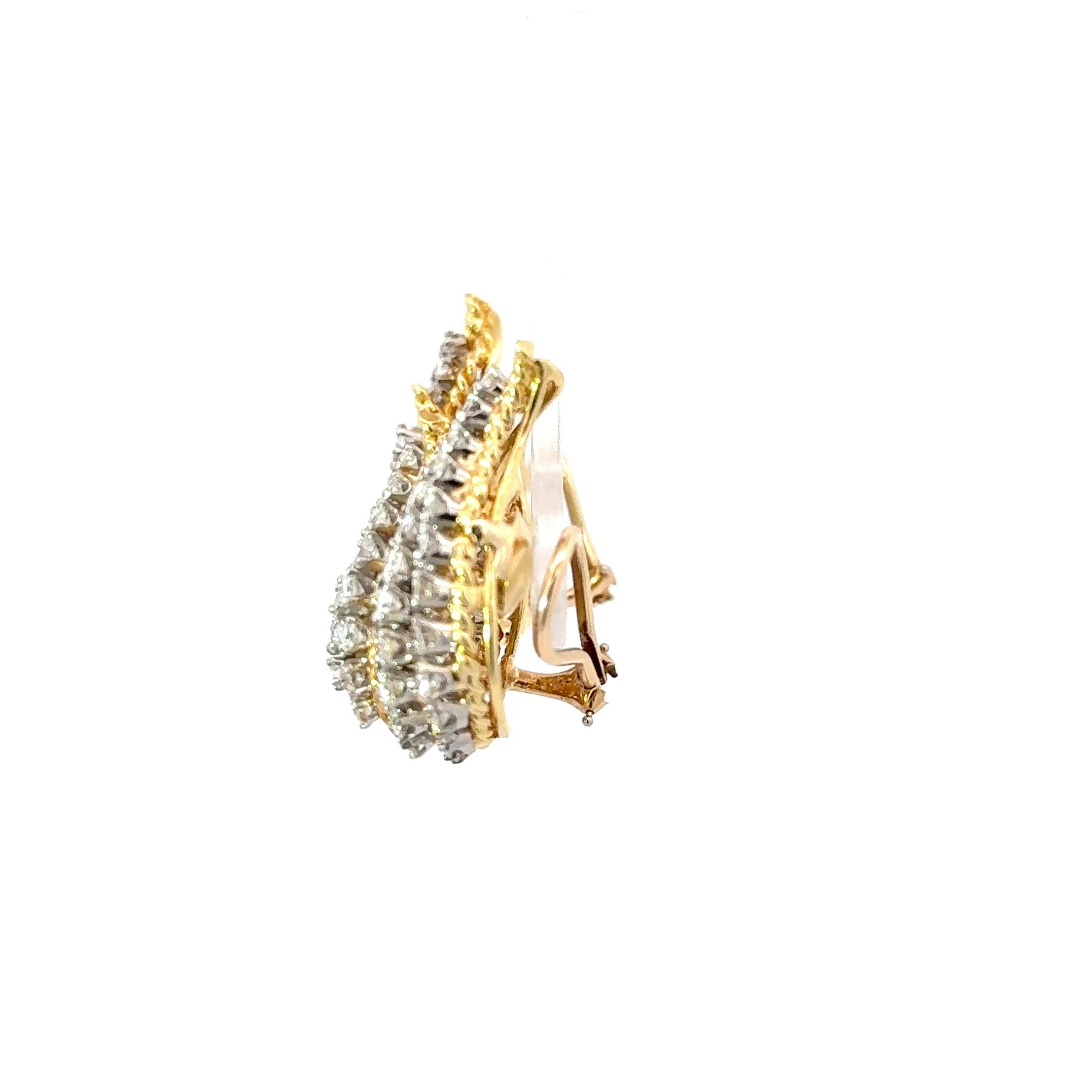 Taille ronde Boucles d'oreilles flamme en platine et or jaune 18 carats en vente