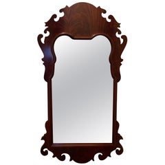 Miroir à bouclier Chippendale en acajou flamboyant