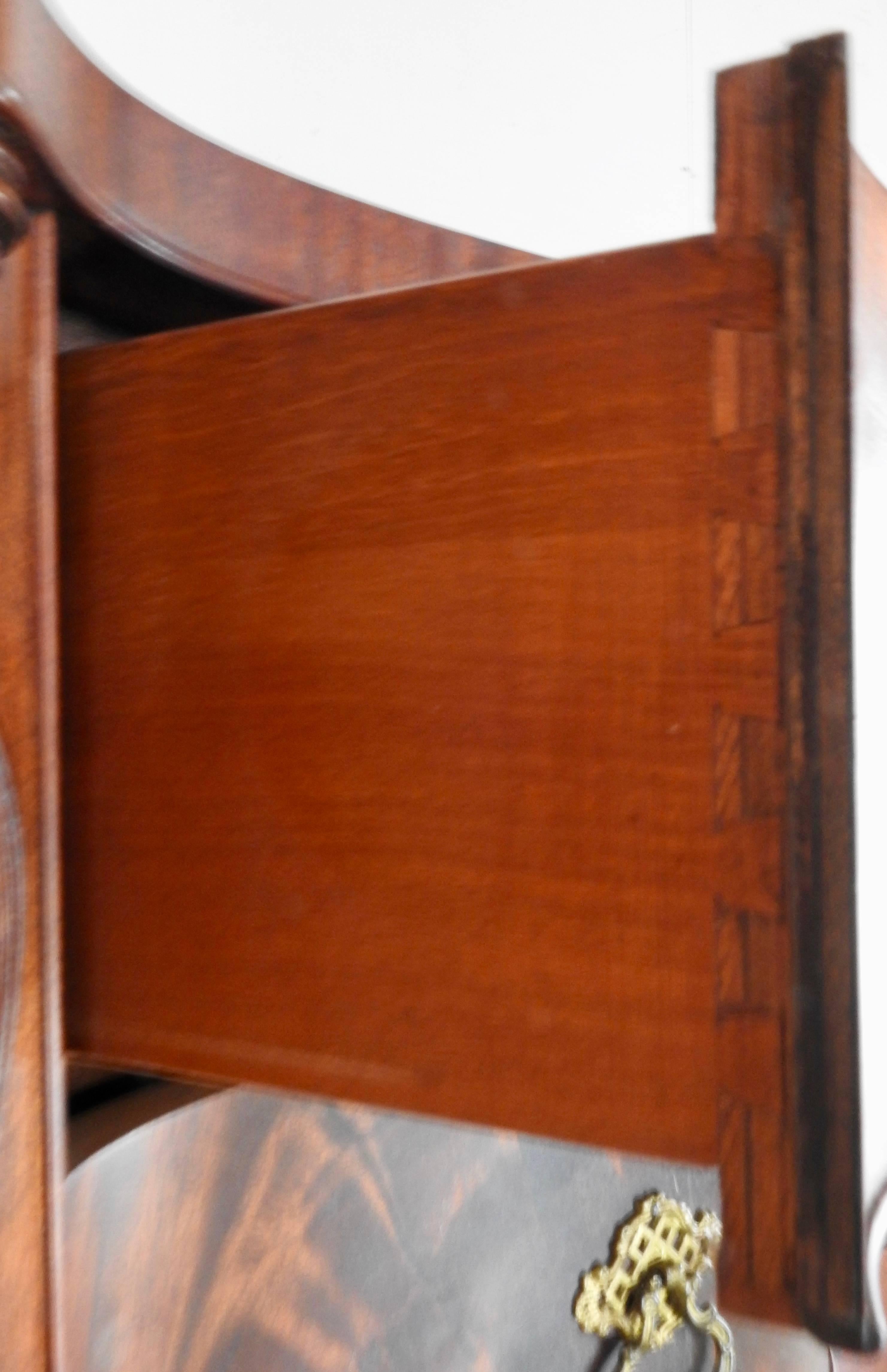 Flame Mahogany Dresser, Early 20th Century In Fair Condition In Cookeville, TN