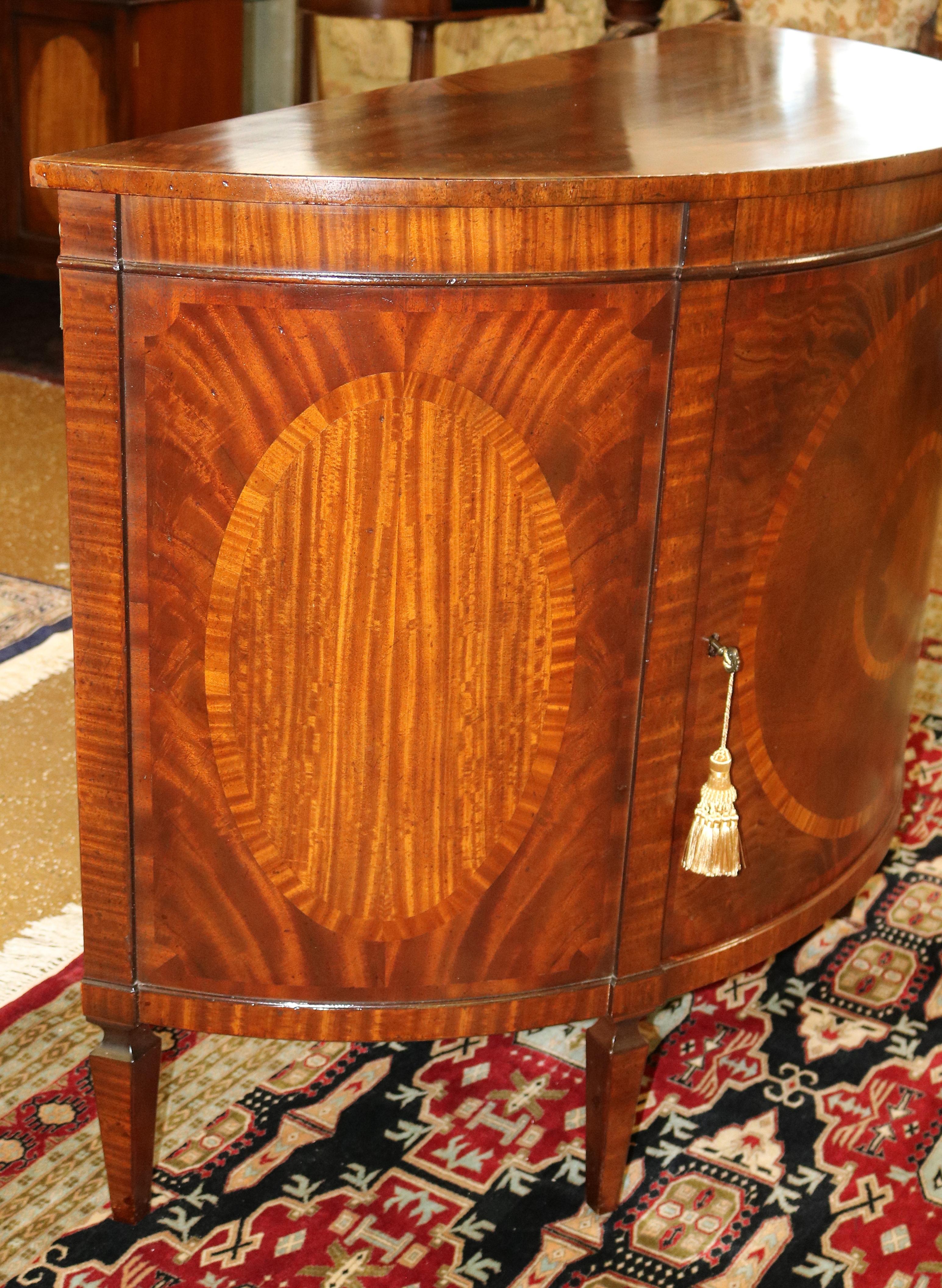 Late 20th Century Flame Mahogany Historic Charleston Collection Demilune Chest Server Buffet  Dime