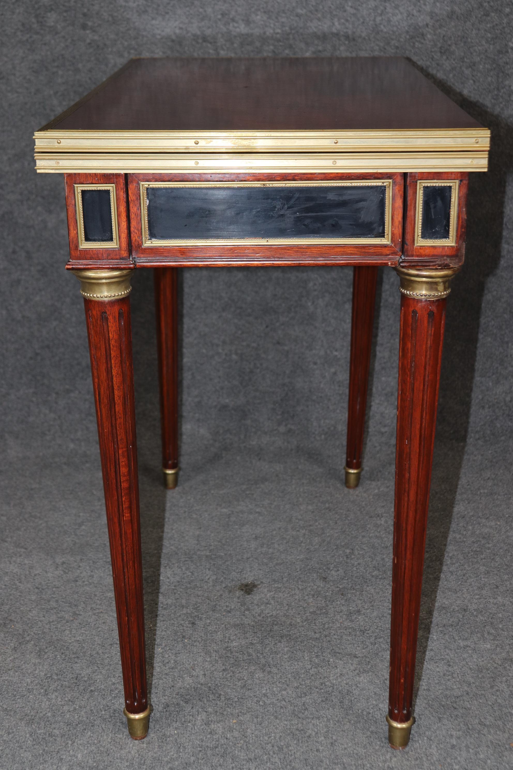 Flame Mahogany Louis XVI Bronze Mounted Style Flip Top Game Chess Table In Good Condition For Sale In Swedesboro, NJ