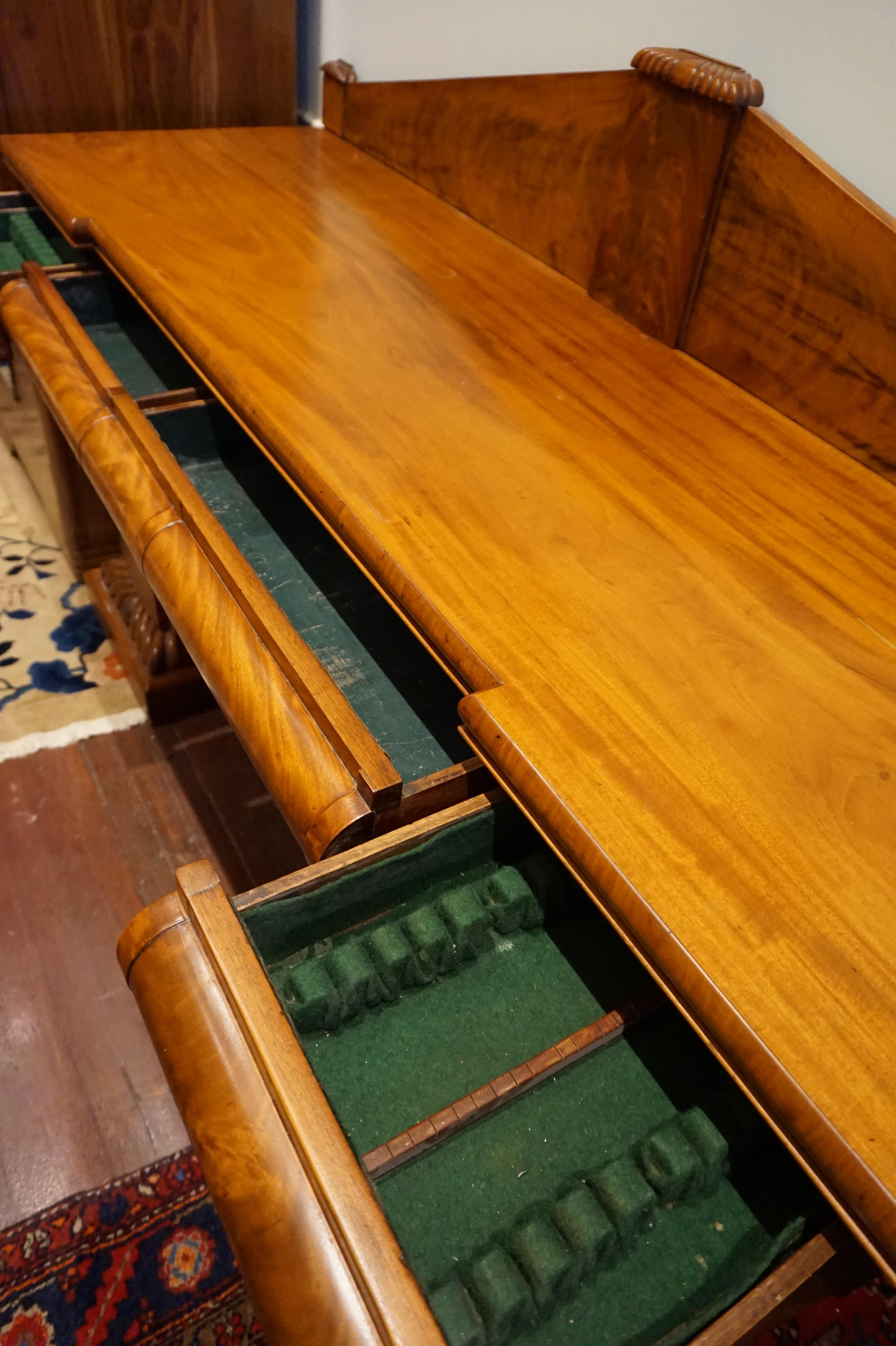 Flame Mahogany Sideboard Buffet from Scotland, 19th Century For Sale 8