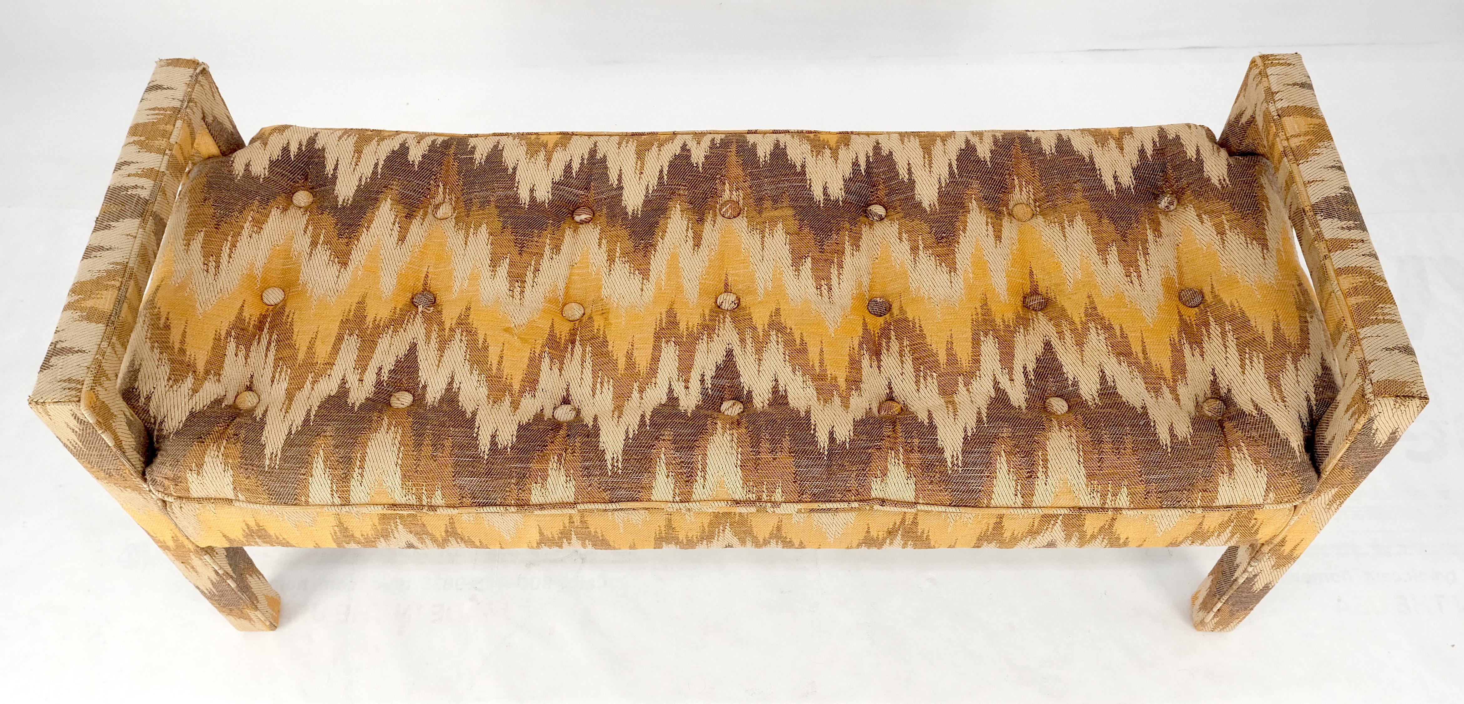 American Flame Pattern Upholstery Double Arms 51