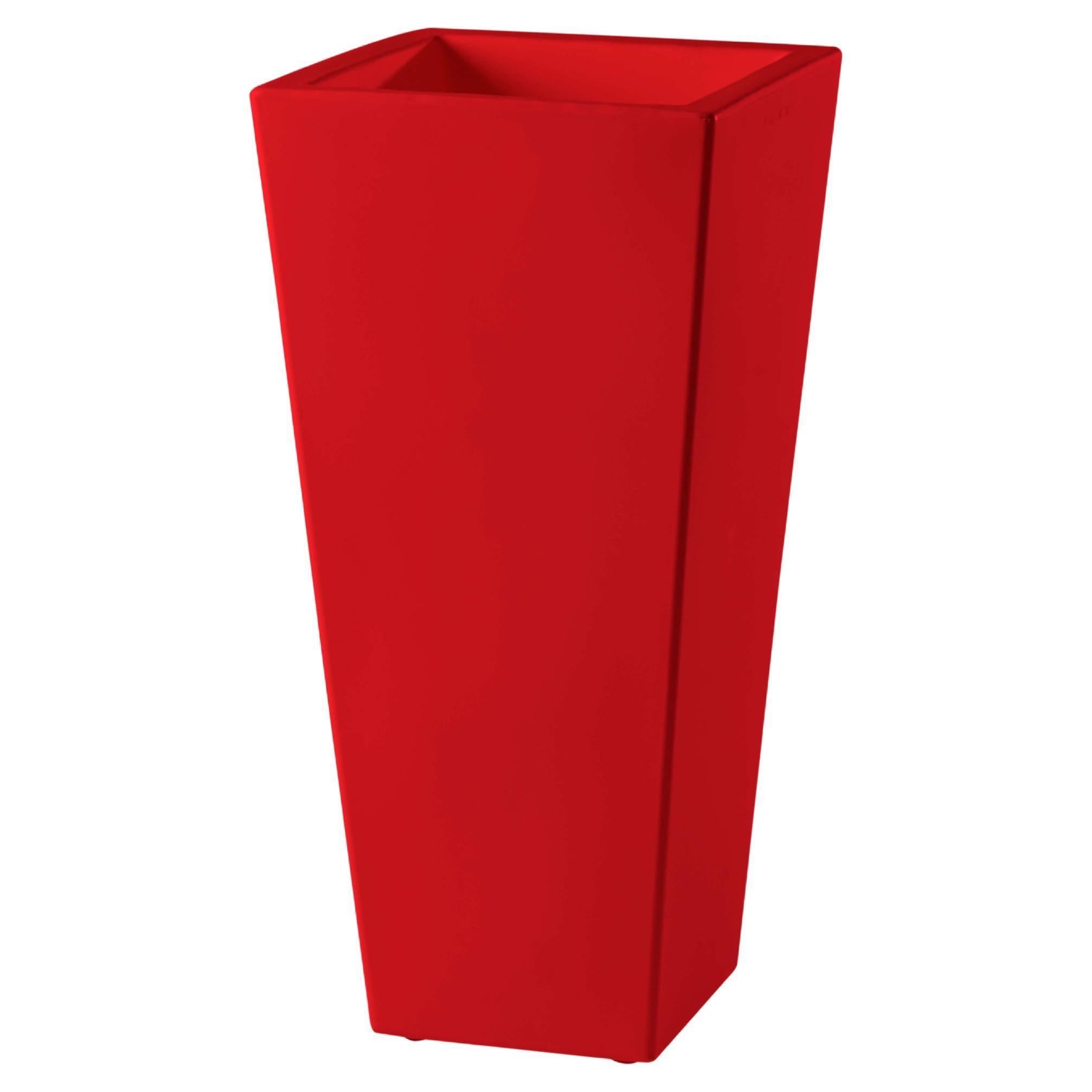 Flame Red 44 Y Pot by SLIDE Studio