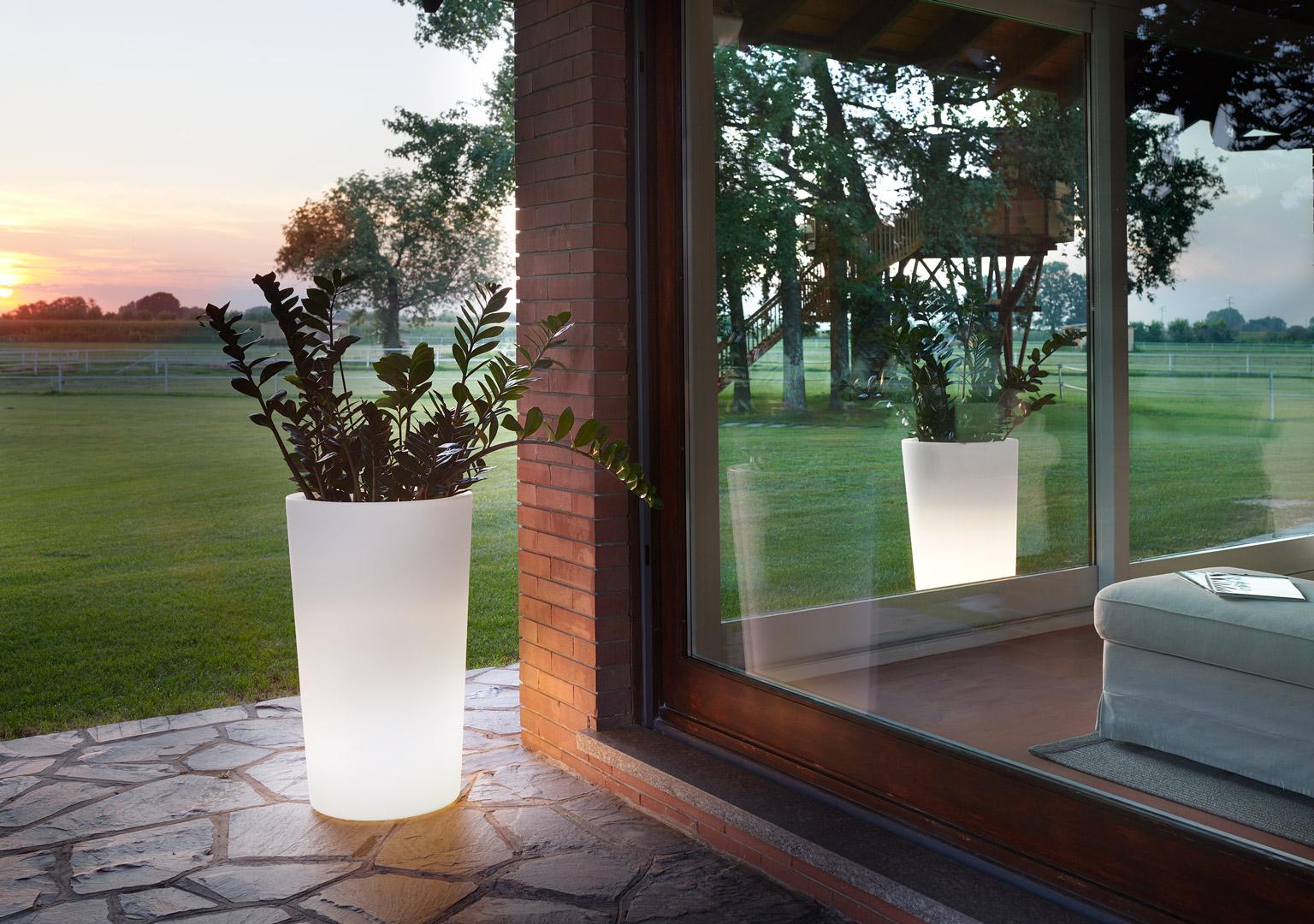 Italian Flame Red 85 X Pot by SLIDE Studio For Sale