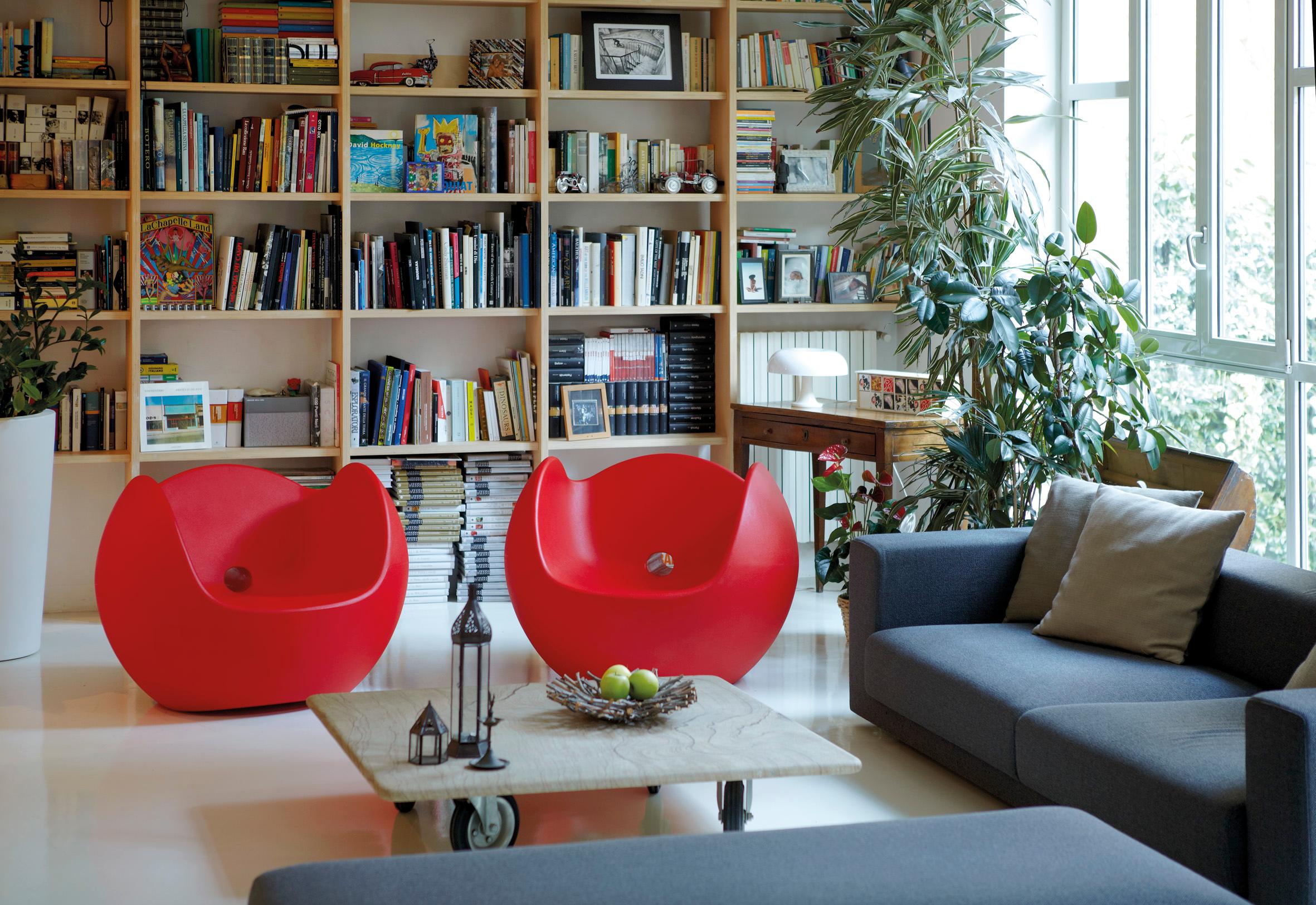Flame Red Blos Rocking Armchair by Karim Rashid In New Condition For Sale In Geneve, CH