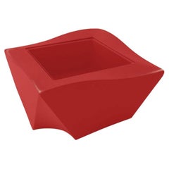 Tavolino Kami Ni rosso fuoco di Marc Sadler