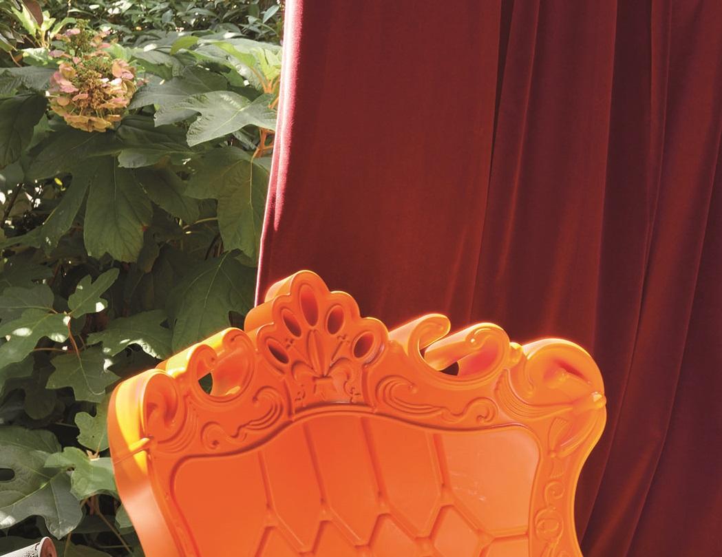 Post-Modern Flame Red Little Queen Of Love Kids Armchair by Moro, Pigatti For Sale