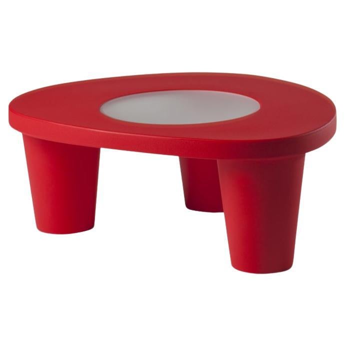 Flammenroter niedriger Lita-Couchtisch von Paola Navone