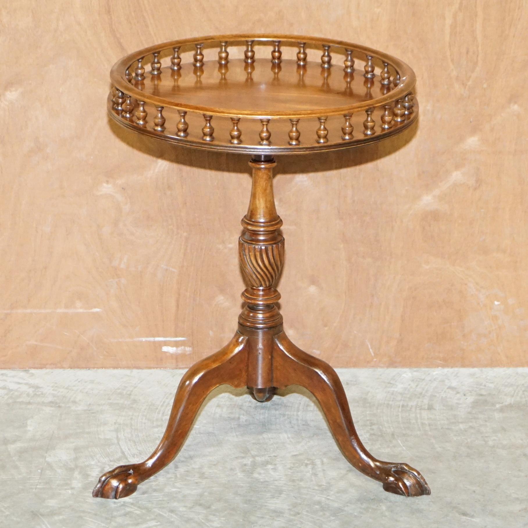 We are delighted to offer for sale this very well made and decorative Bevan Funnell lamp table in flamed mahogany with Regency style gallery rail 

A good looking and well made piece, I’ve not seen many with the gallery rail in wood, usually its
