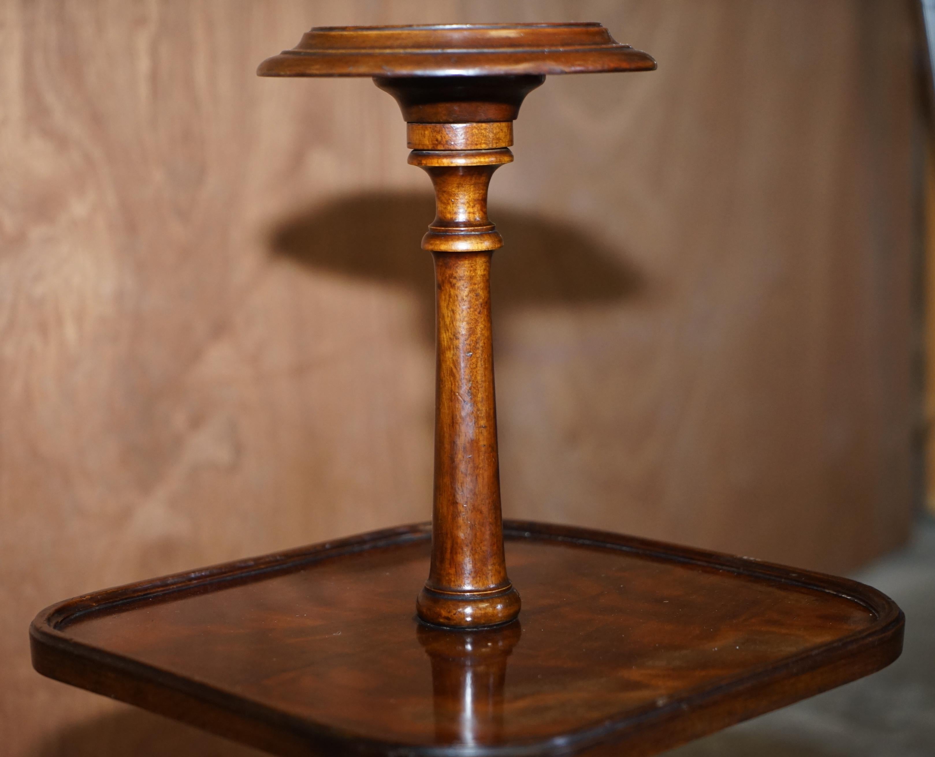 Flamed Hardwood Whatnot Two Tier Side End Lamp Table with Jardiniere Top Stand For Sale 2