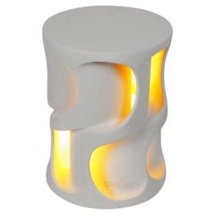 Mesa de luz de cerámica «FLAMENCO 0/8», de Guy Bareff, 2022