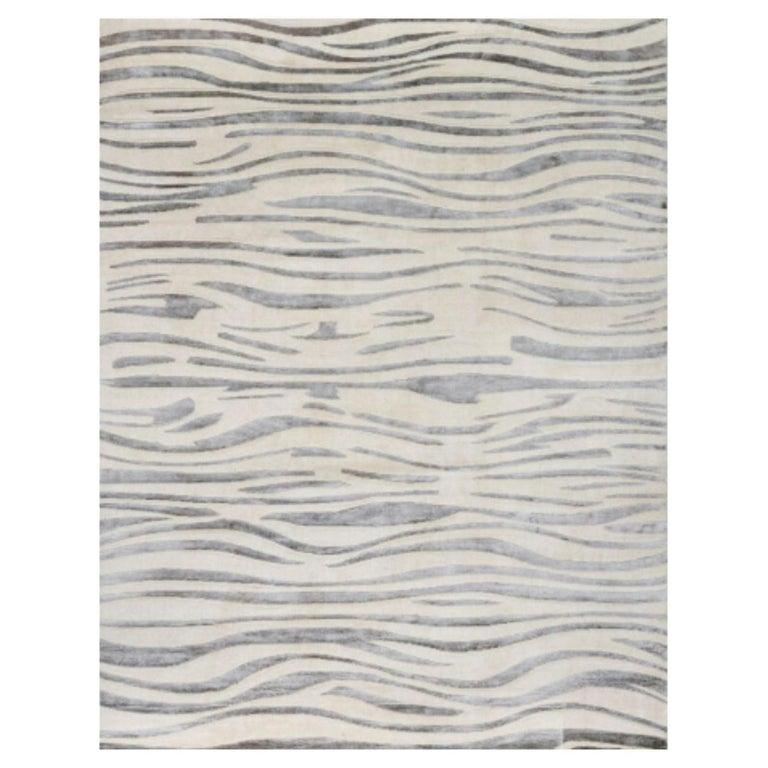 FLAMES 400 rug by Illulian
Dimensions: D400 x H300 cm 
Materials: Wool 50%, Silk 50%
Variations available and prices may vary according to materials and sizes. Please contact us.

Illulian, historic and prestigious rug company brand,