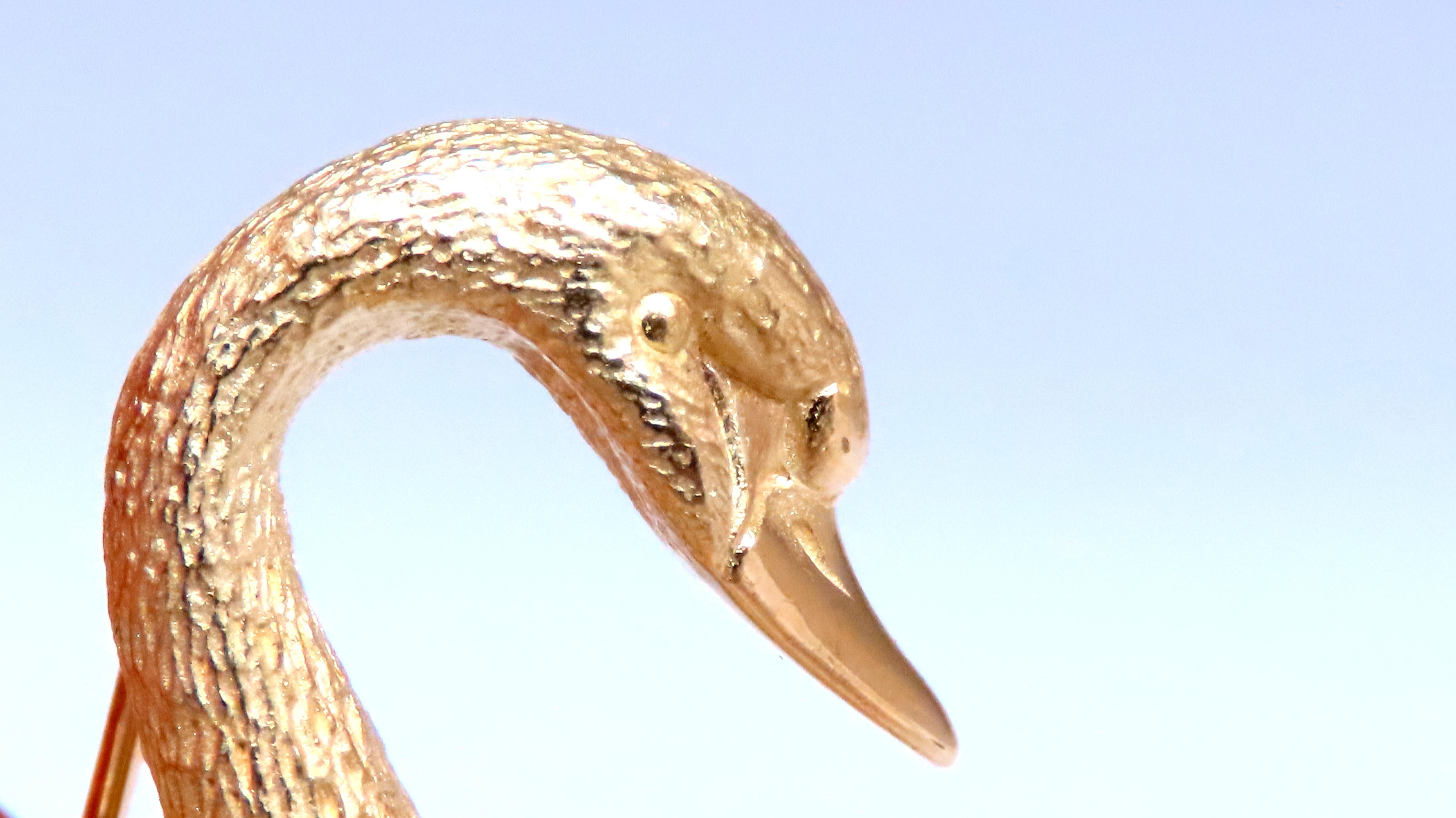 Women's Flaming Gold Swan 18kt 3D Still life pin 12561 For Sale