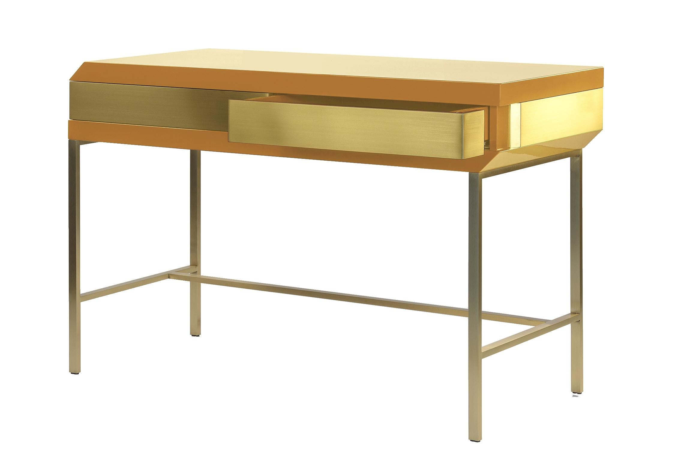 Flamingo desk by Hagit Pincovici.
Dimensions: 50 L x 120 W x 80 H.
Materials: lacquered wood, brass.

Hagit Pincovici founded her eponymous bespoke luxury furniture and lighting atelier in 2014. Known in her earlier work for a rich color and