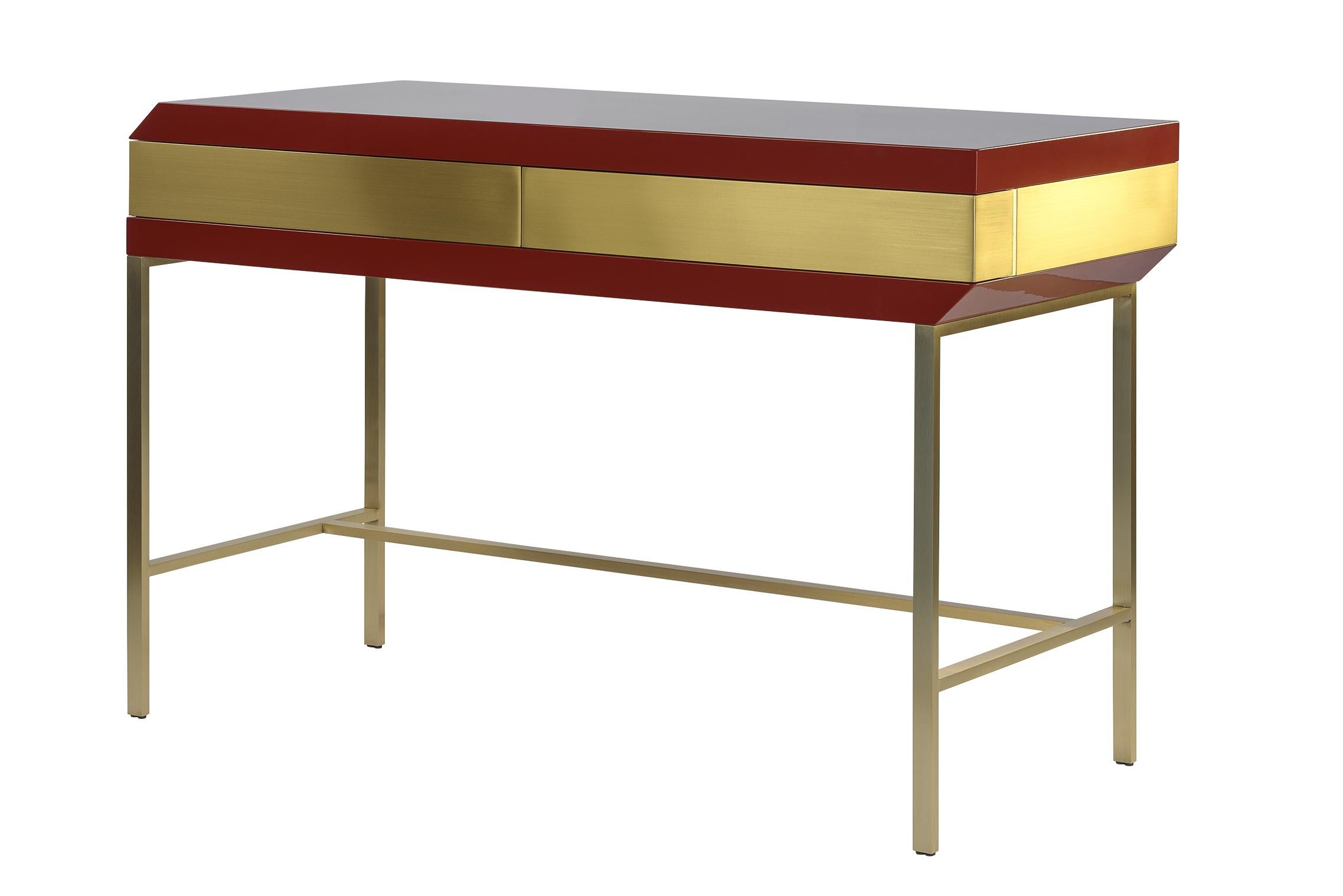 Flamingo desk table in lacquered wood and brass by Hagit Pincovici.

Flamingo desk is a sculpture inspired by Art Deco provides with the function of storing objects.
A spontaneous gesture reveals two hidden components below. 

Material: