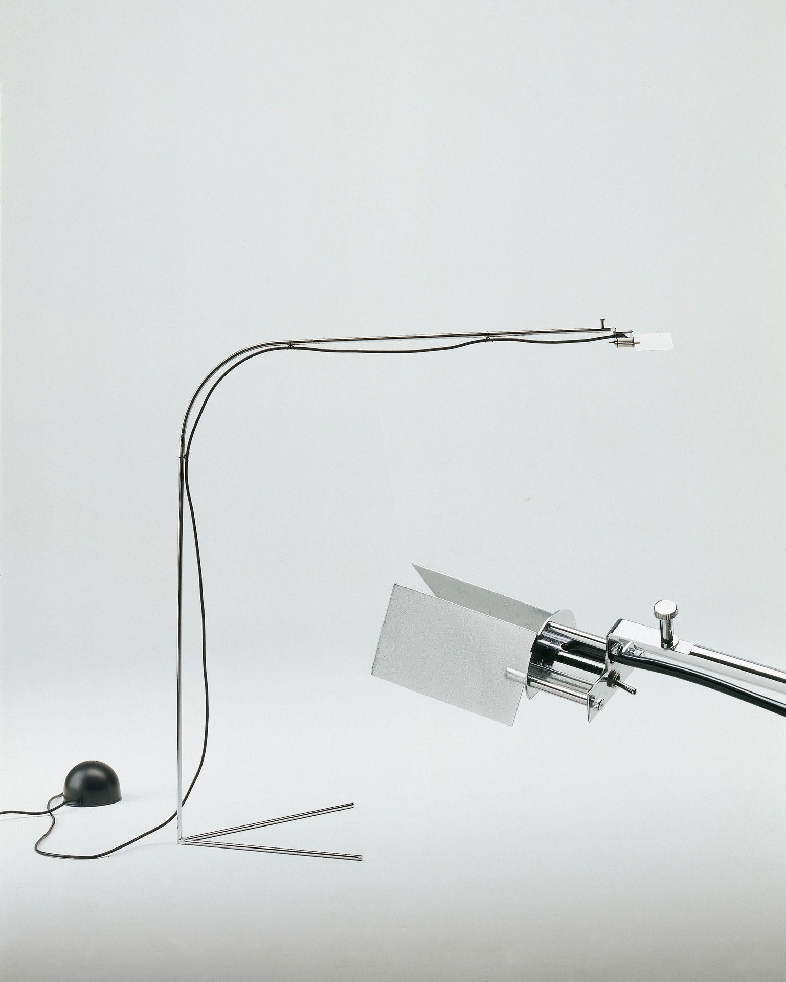 Modern Flamingo Lamp by Alvaro Siza Vieira For Sale