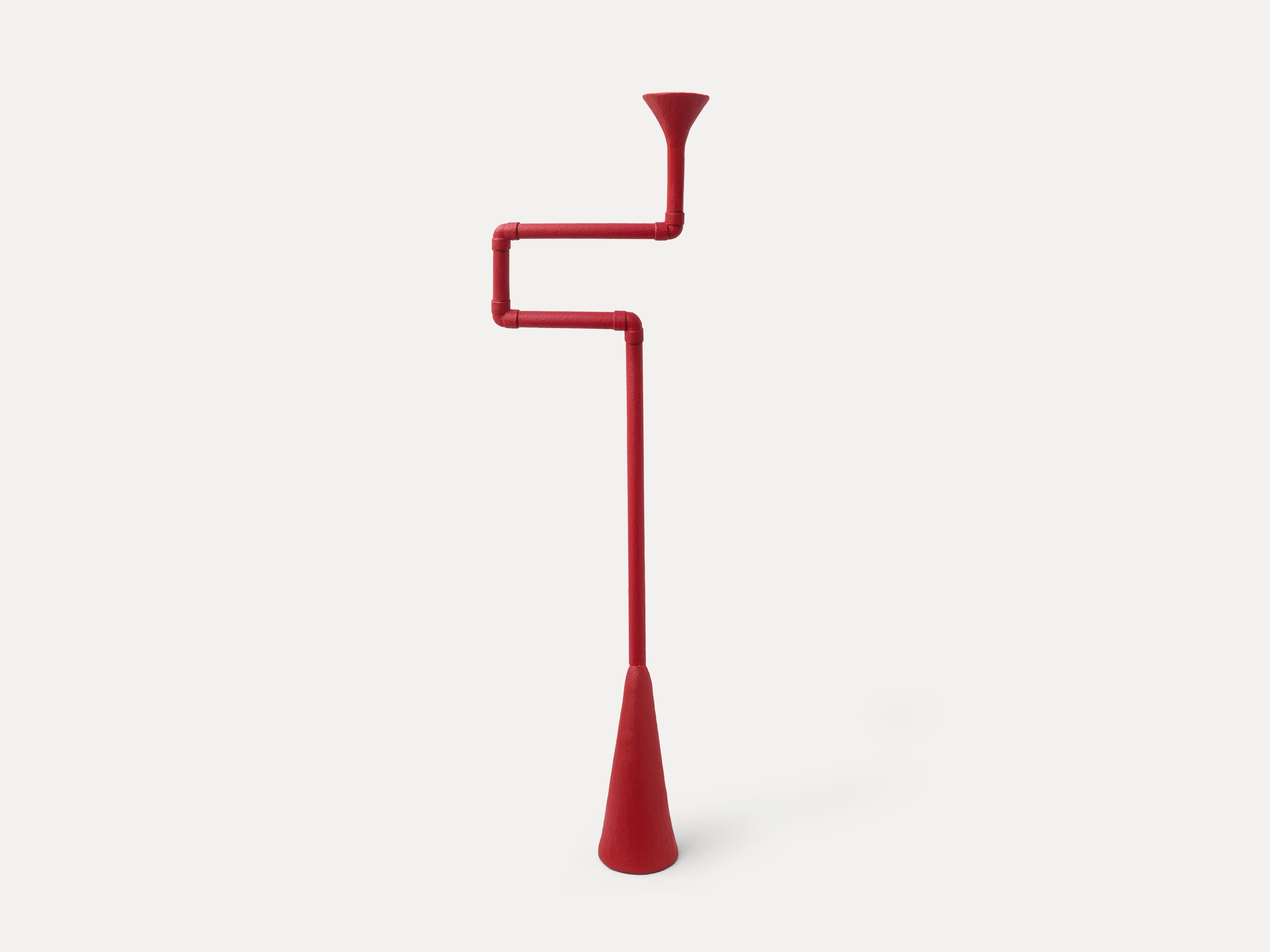 Flamingo Dimmable Floor lamp.
Reclaimed plastic, PVA, sand, acrylic paint, spray paint, pigment, polyurethane, LED dimmable spot bulb.
The body of the Flamingo Lamp is adjustable in 3 locations.