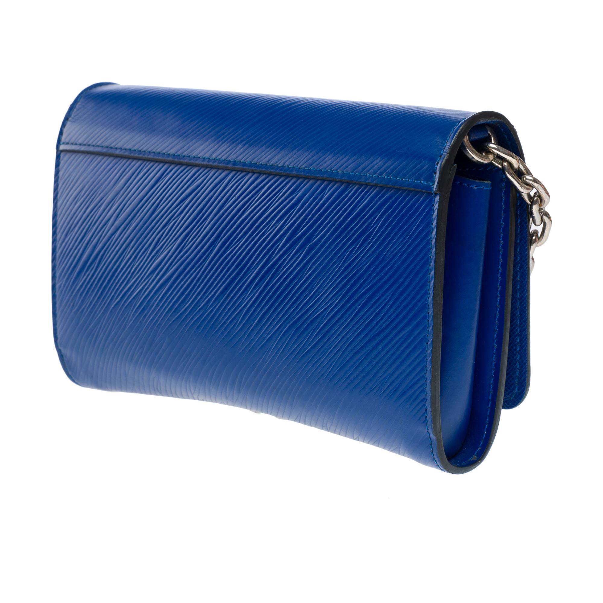 Flamingo Louis Vuitton Twist shoulder bag in blue epi leather, SHW 2