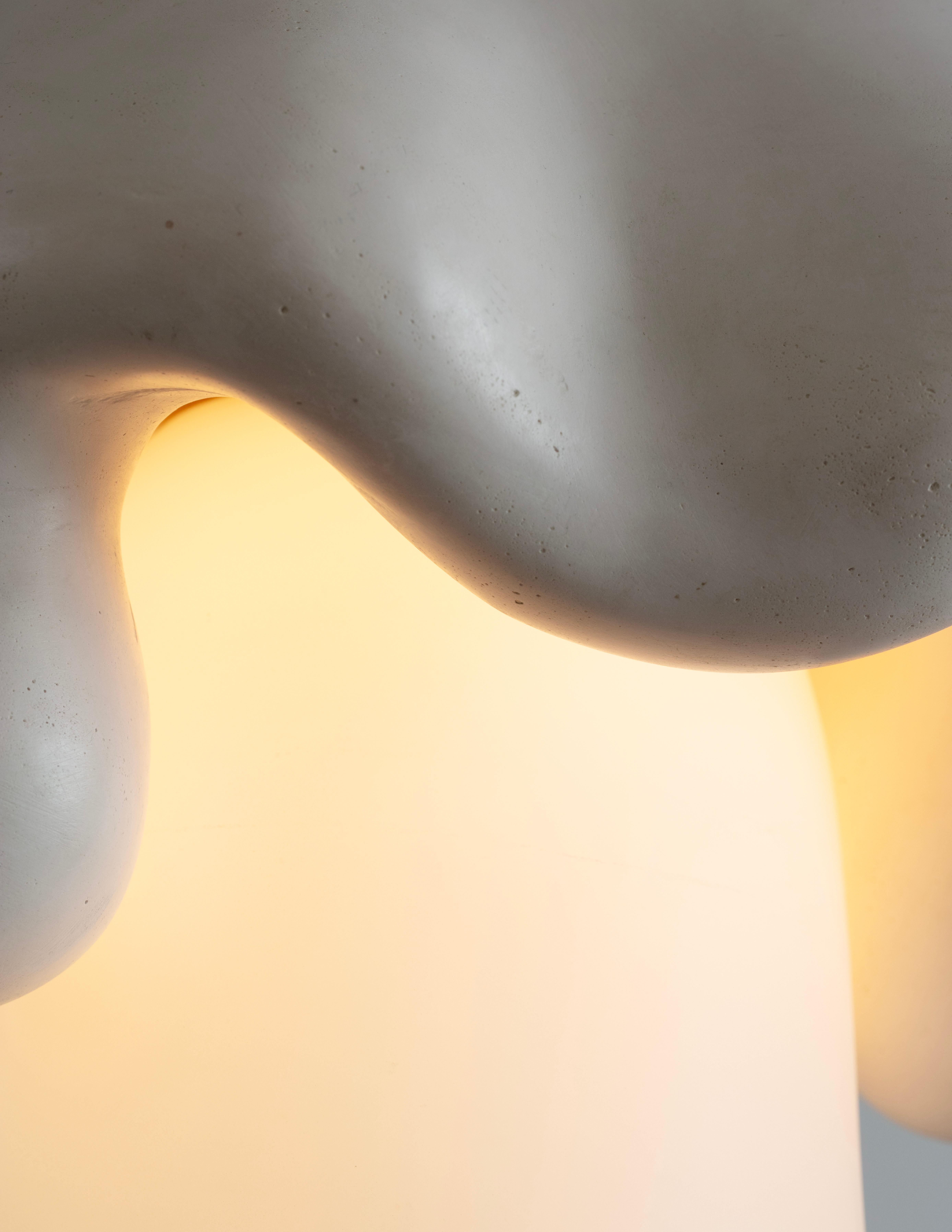 Pendentif Tongue Flamingo de Rogan Gregory en vente 3