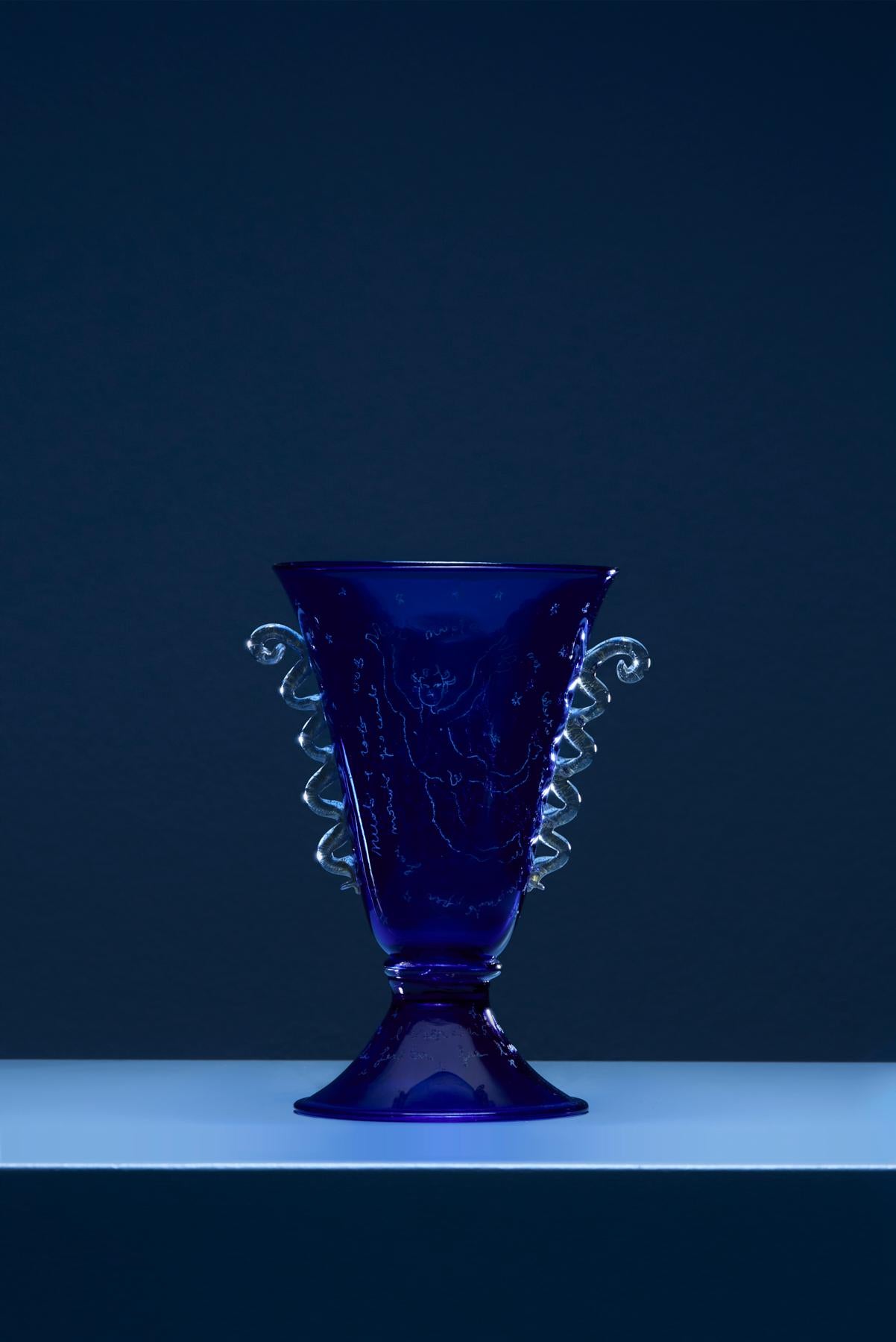 Flaminia Veronesi Etched Murano Dark Blue Glass In New Condition For Sale In Milano, IT