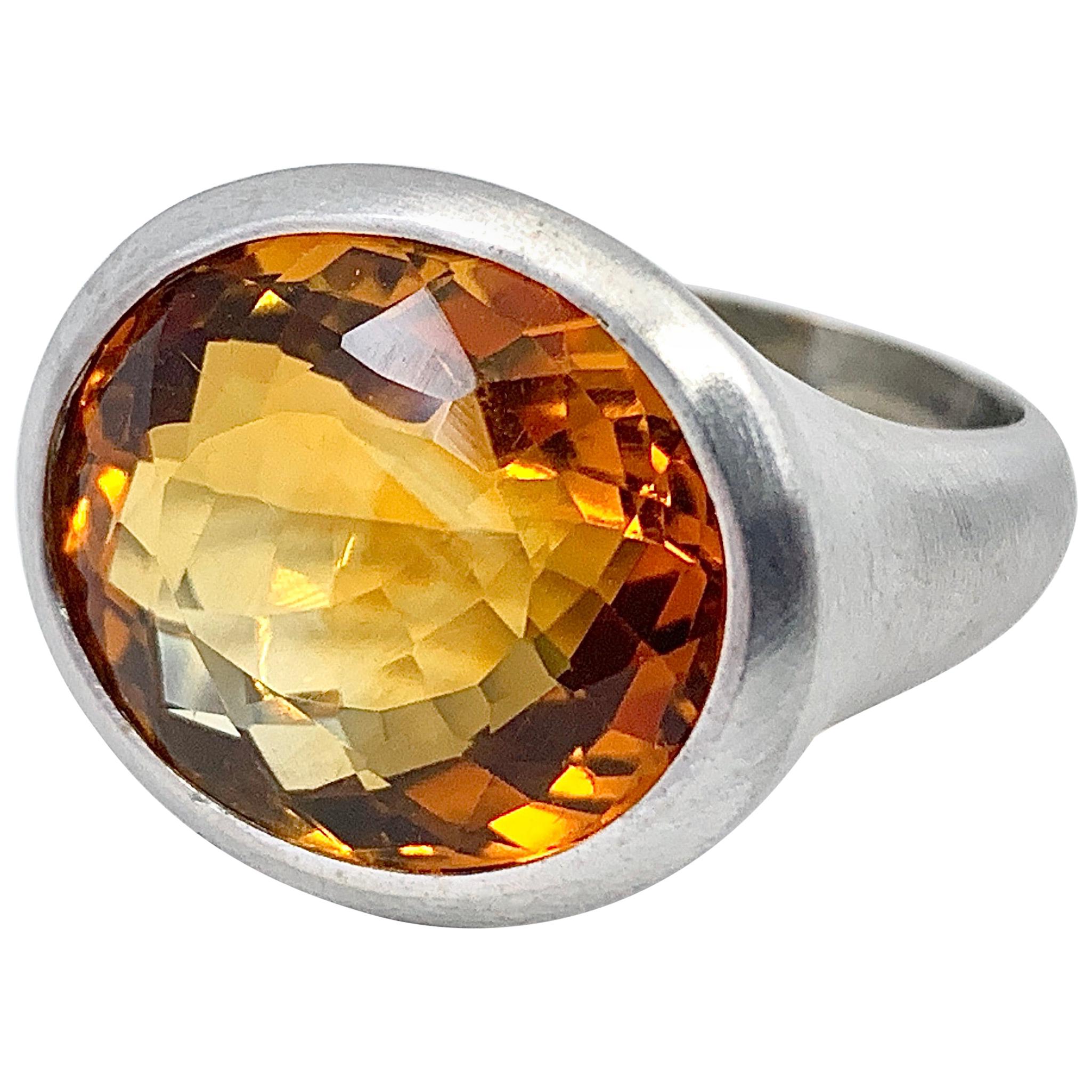 "Flamme et Glace" 16 Carat Oval Citrine in Brushed White Gold Solitaire Setting