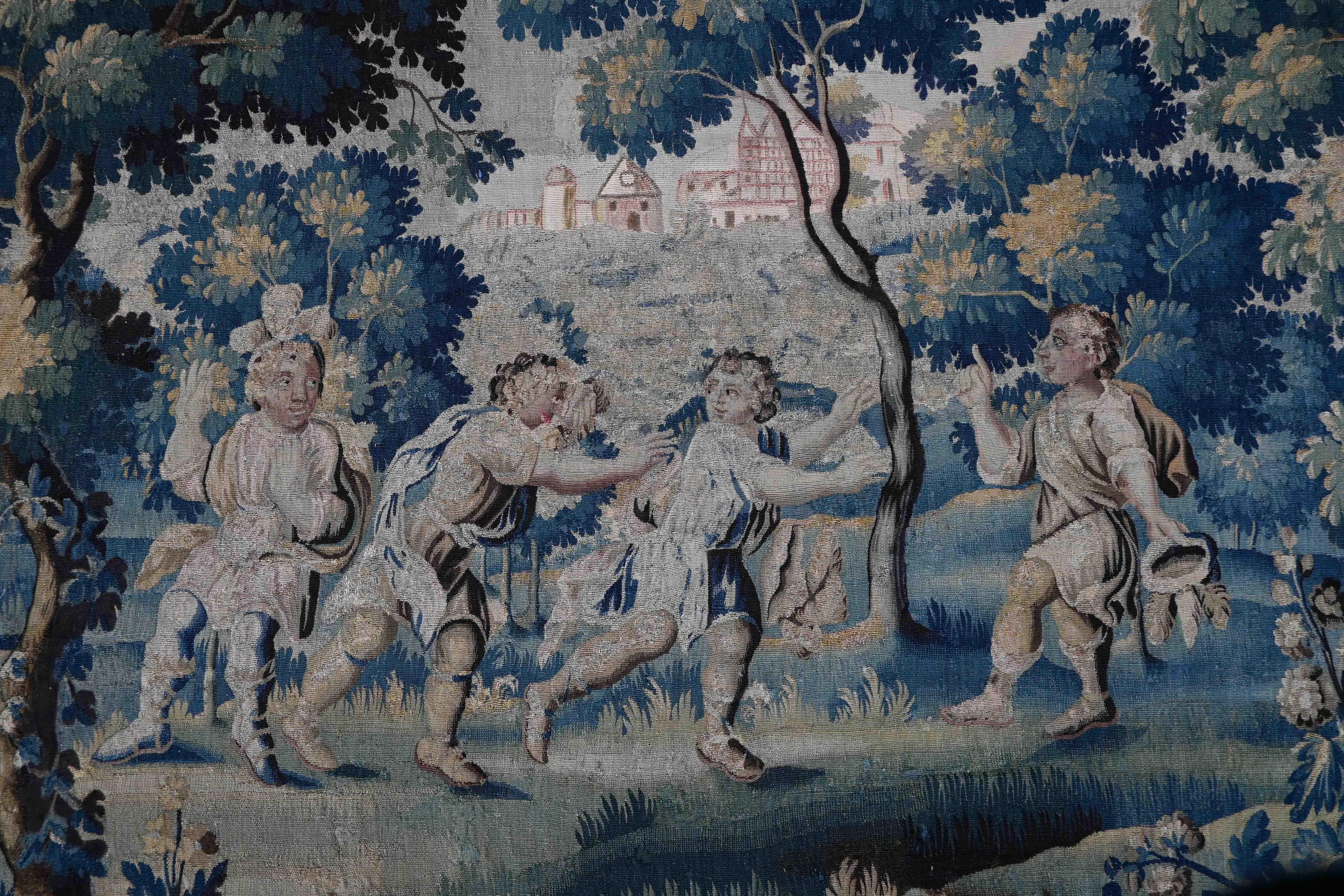 Flanders tapestry 17th century - Children's games - L3m55xH2m40 - No. 1367 For Sale 2