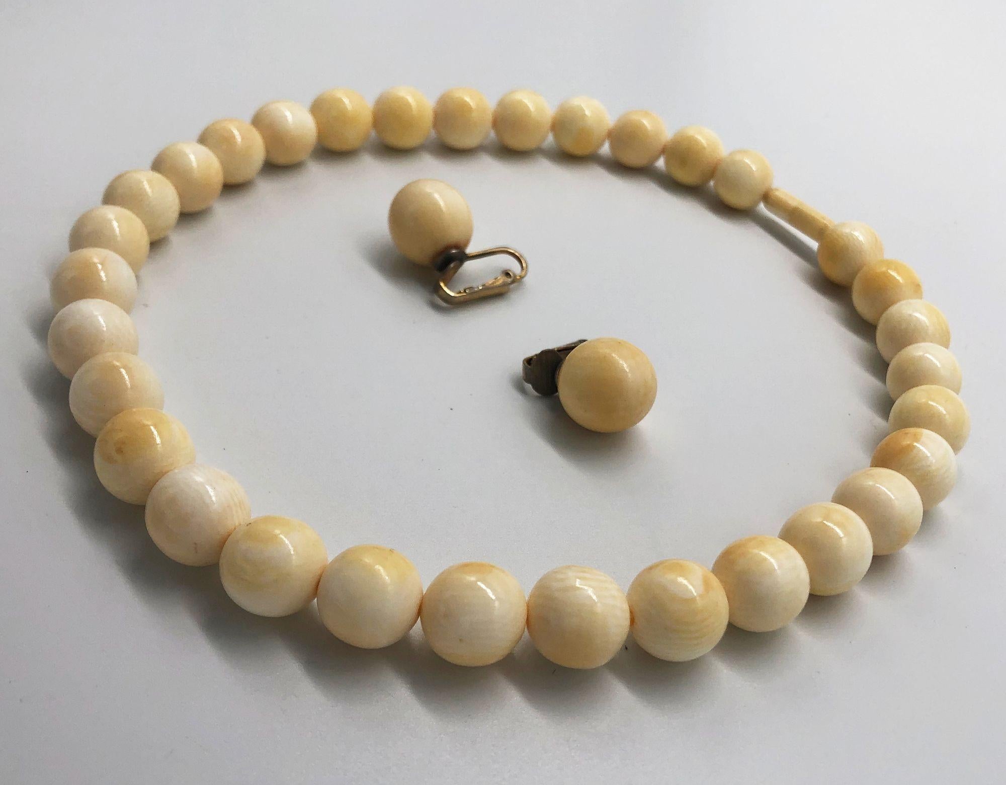 American Flapper Era Bone Beaded Necklace Choker w/ Matching Clip-on Earrings For Sale
