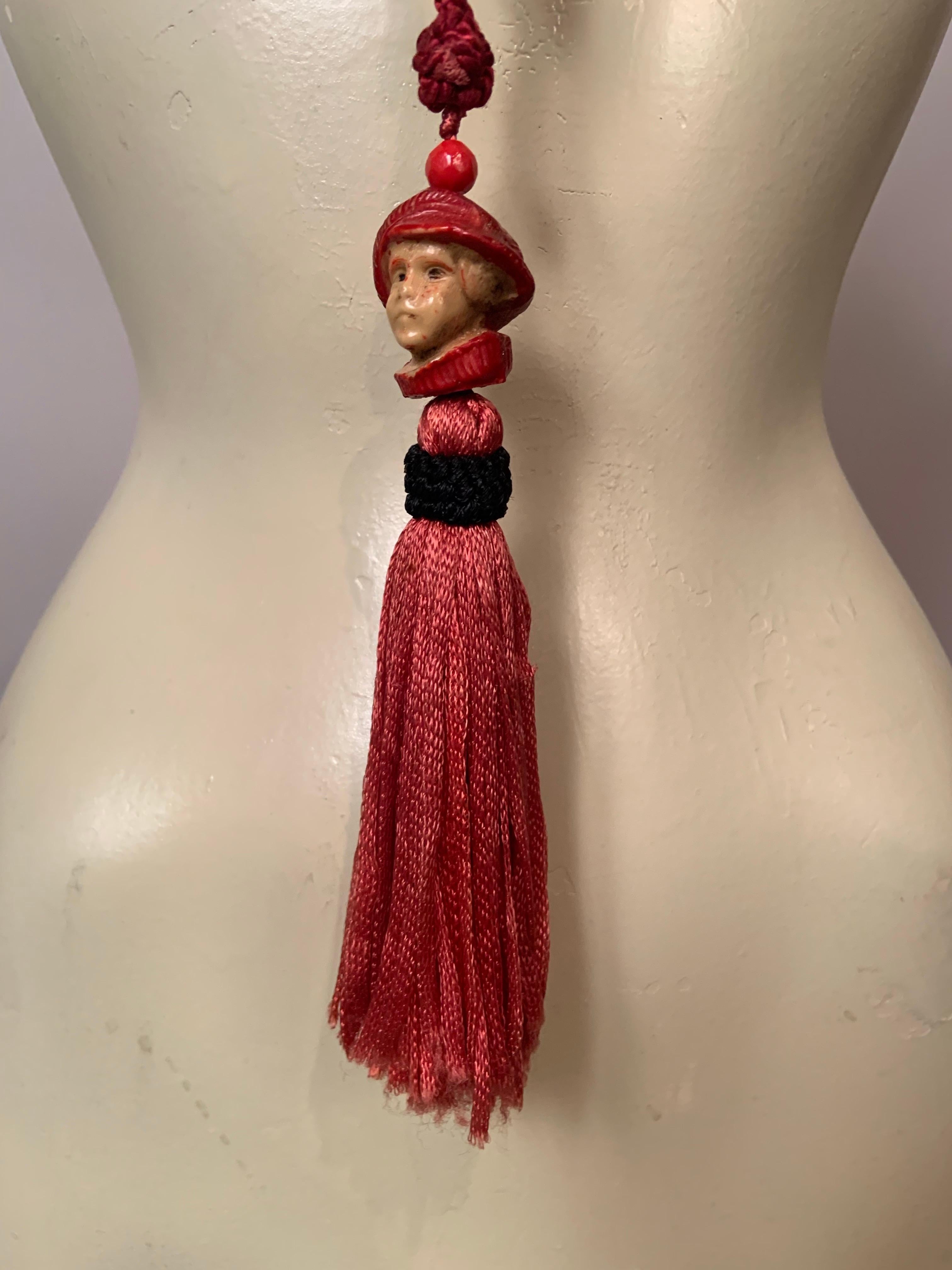 Collar de cordón de cuentas Flapper Girl con colgante de borla de seda en venta 5