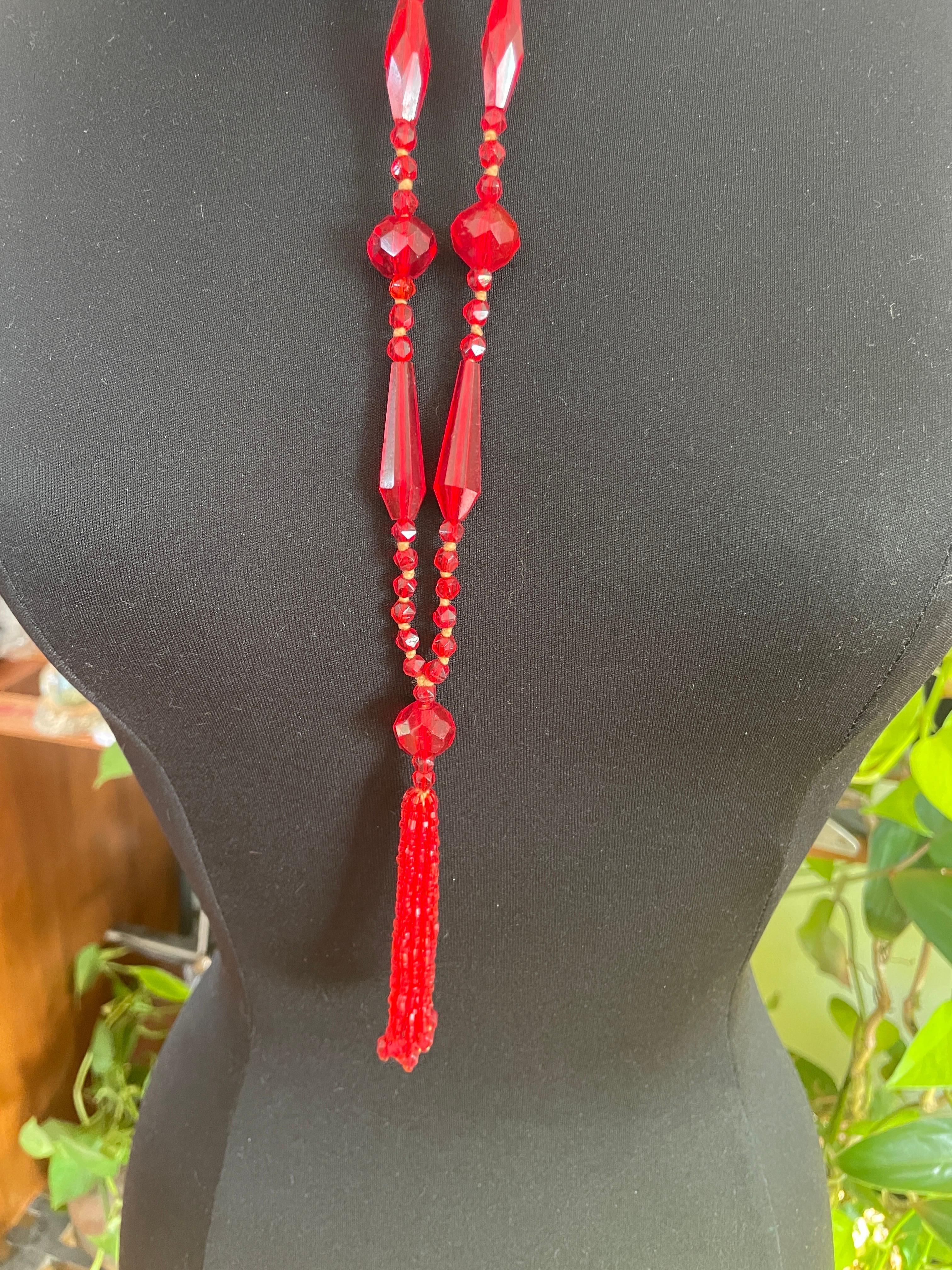 Flapper Glass Red sautoir Necklace Art Deco 1920s in vendita 3