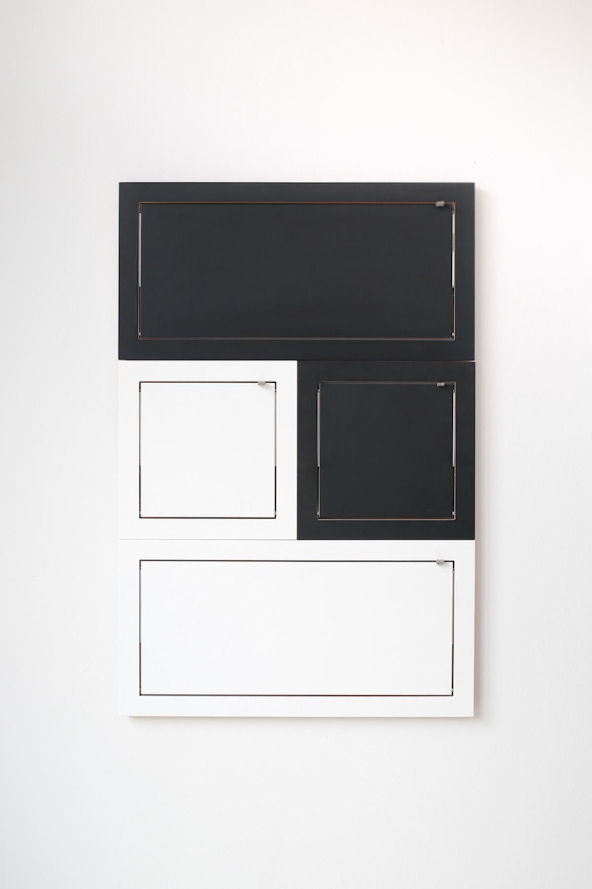Modern Fläpps Shelf 40x40-1 - Black For Sale