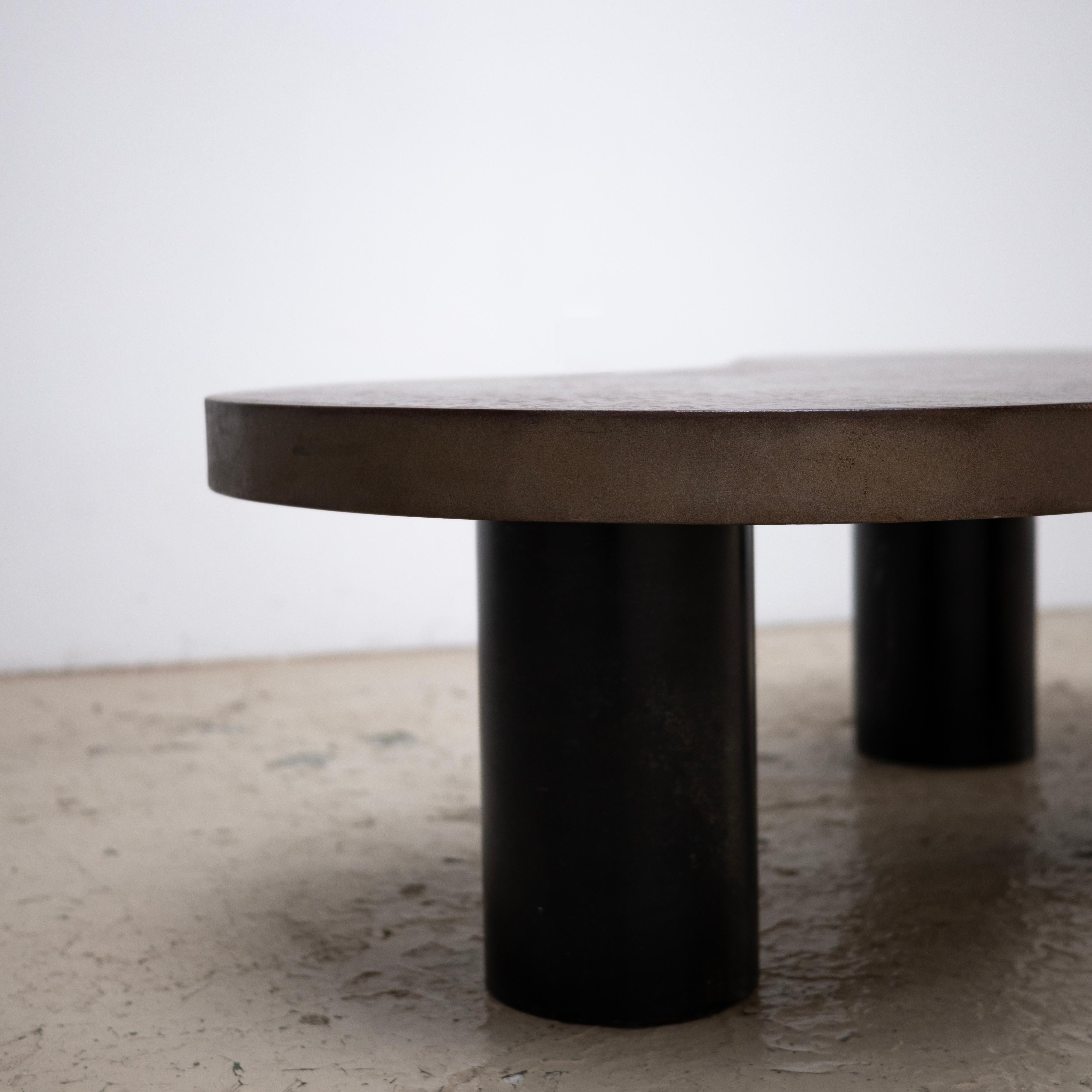 Designer's Flaque Coffee Table In Good Condition For Sale In Edogawa-ku Tokyo, JP