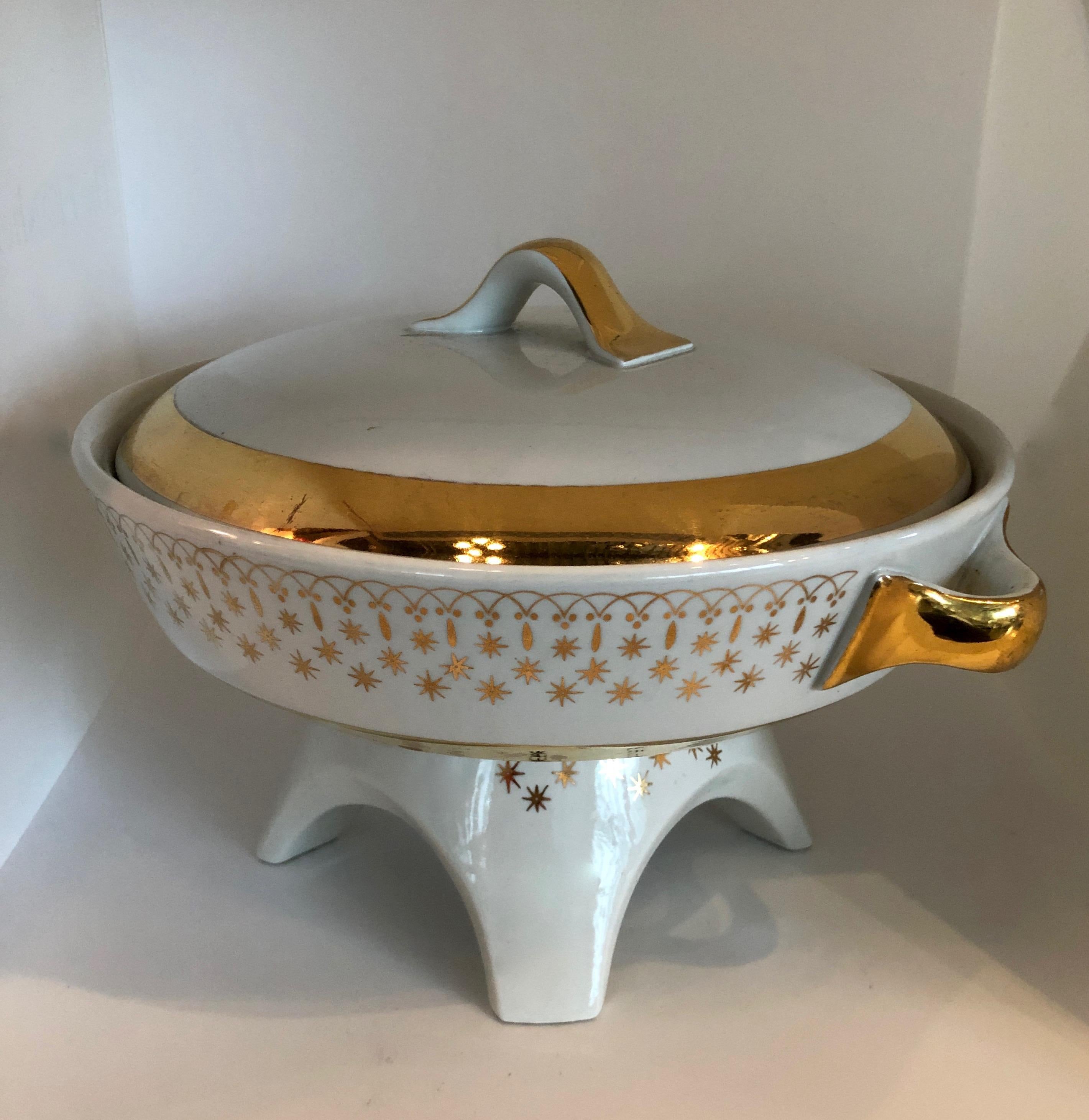Mid-Century Modern Flare-Ware by Hall China White Porcelain with Gilt Accents Chafing Dish / Fondue For Sale
