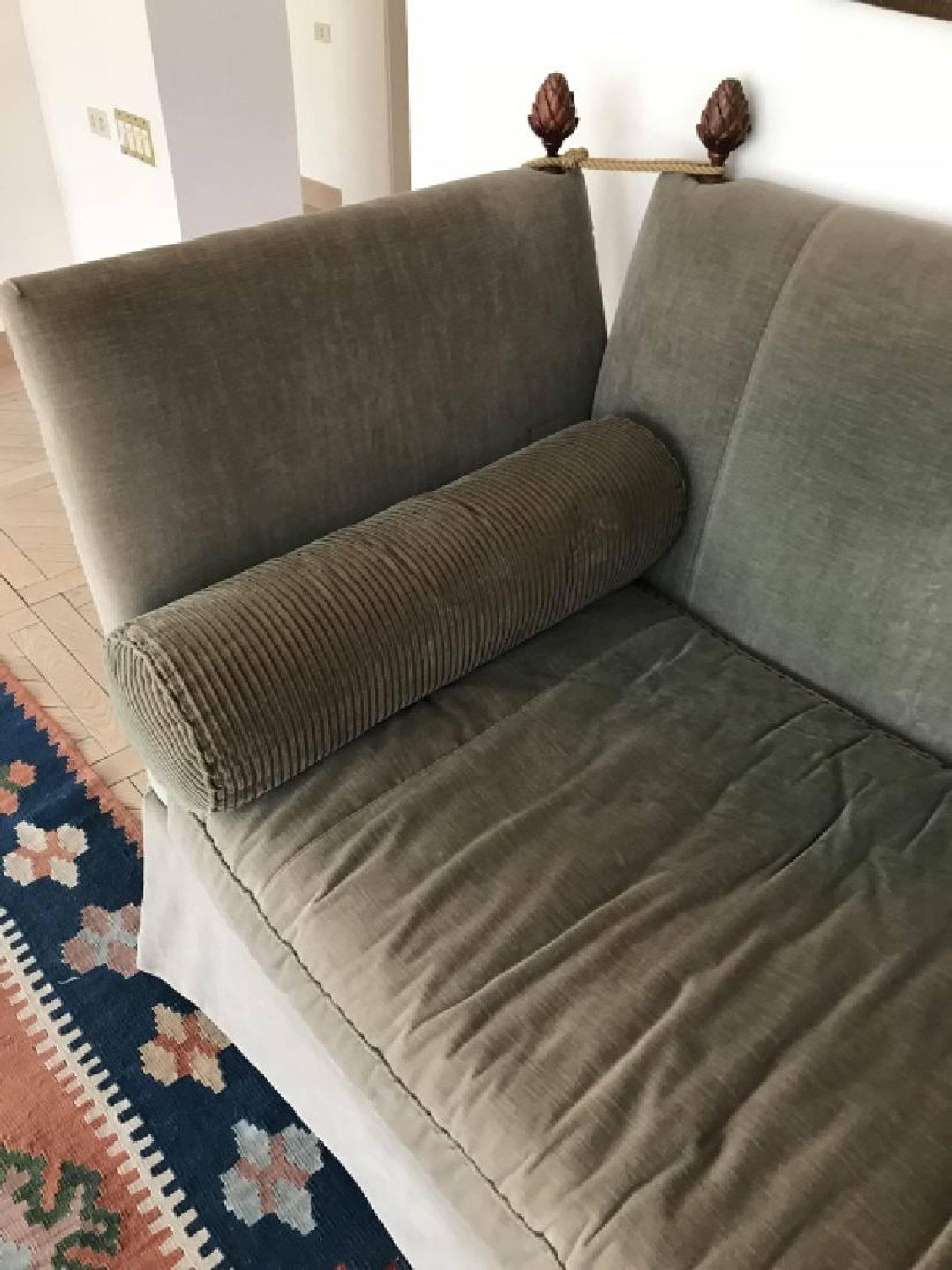 flare arm sofa