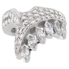 Vintage Flared Diamond Ring in Platinum, 2 Carats in Diamonds