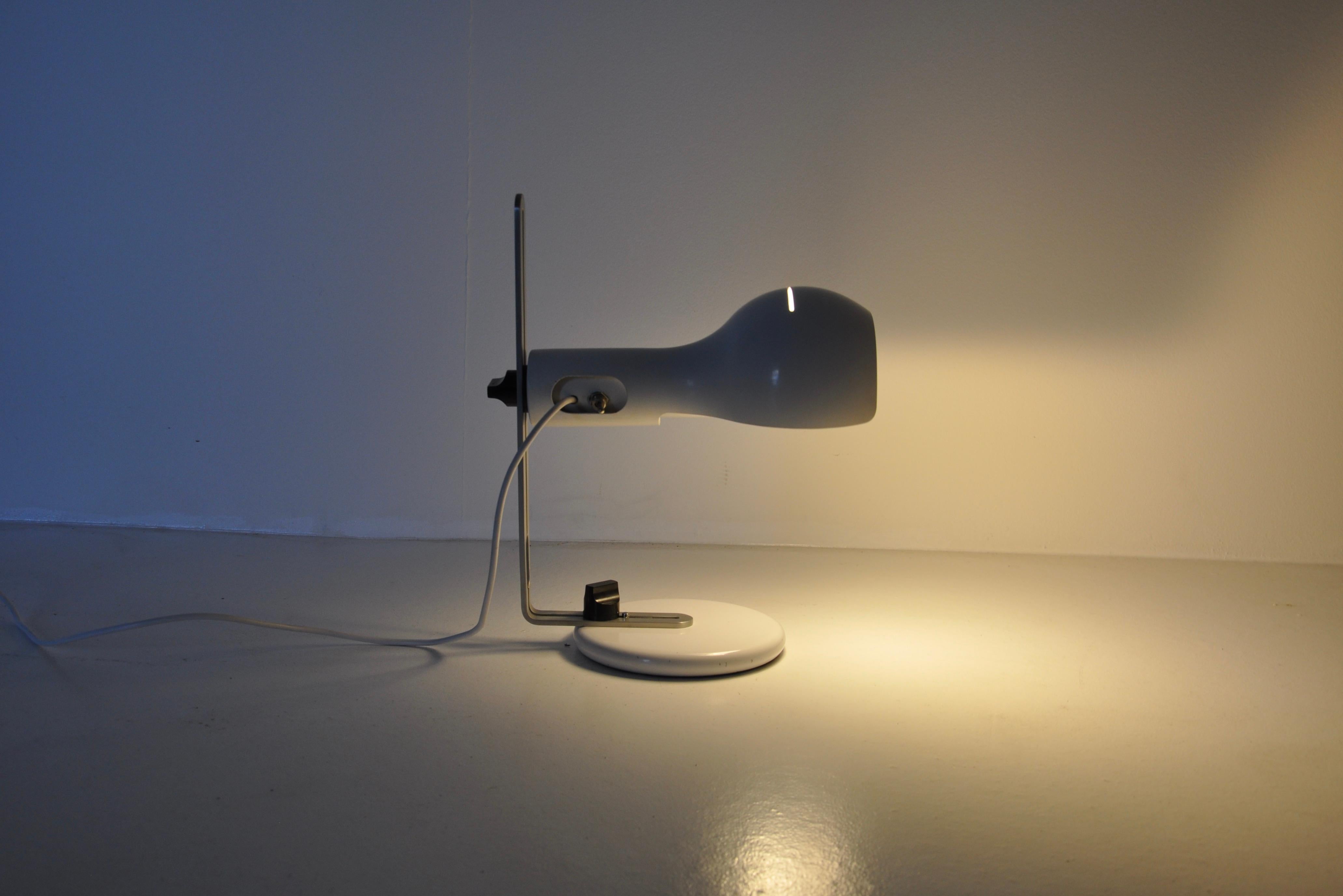Flash Desk Lamp by Joe Colombo for Oluce, 1960s For Sale 1
