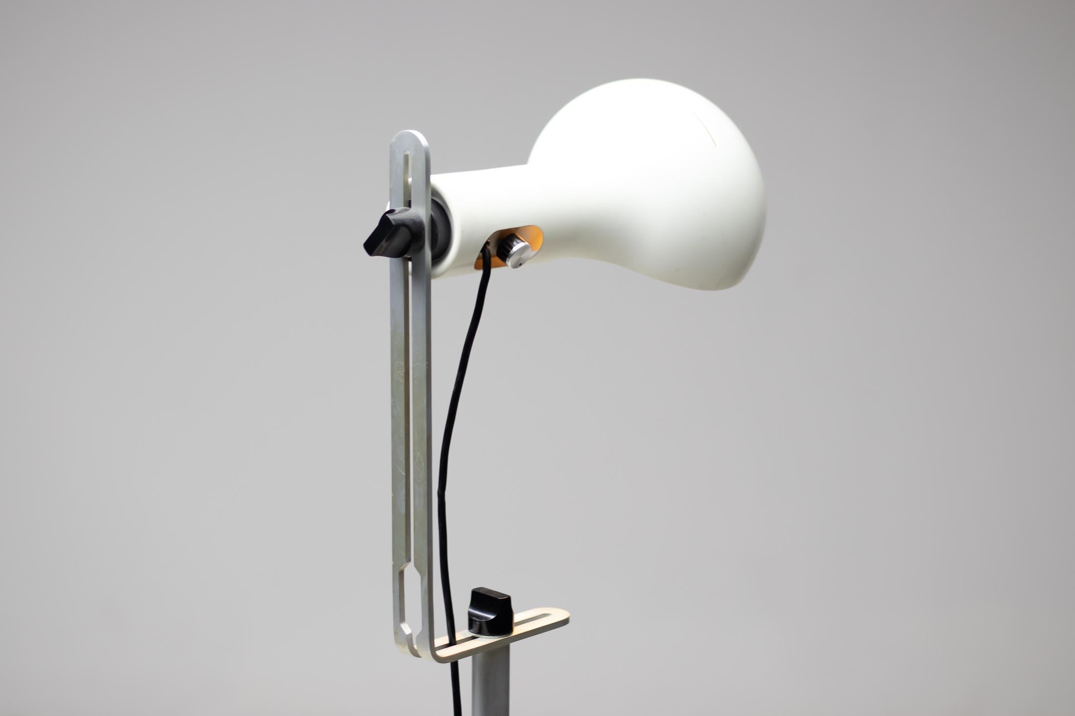 Mid-Century Modern Flash Floor Lamp by Joe Colombo