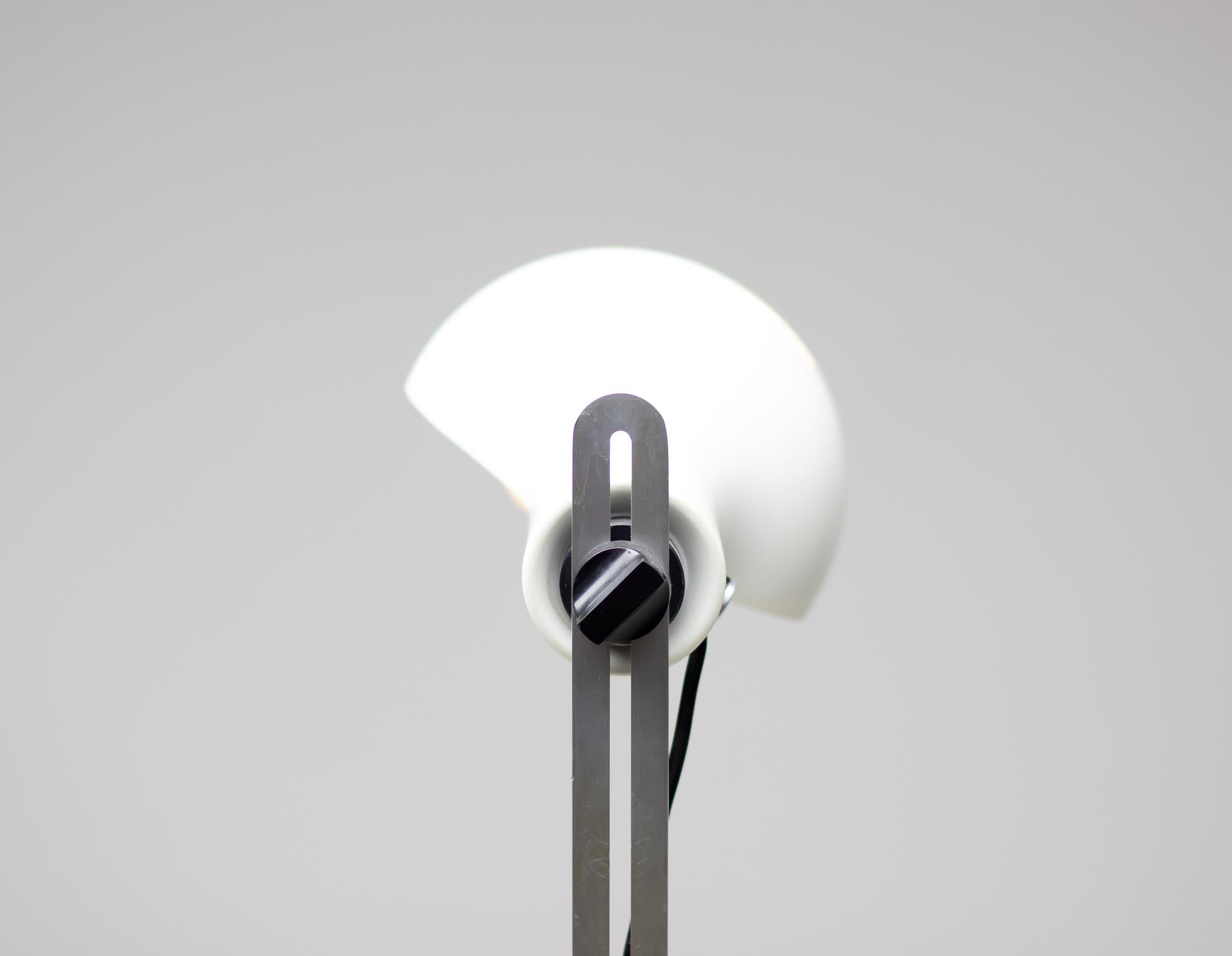 Italian Flash Floor Lamp by Joe Colombo