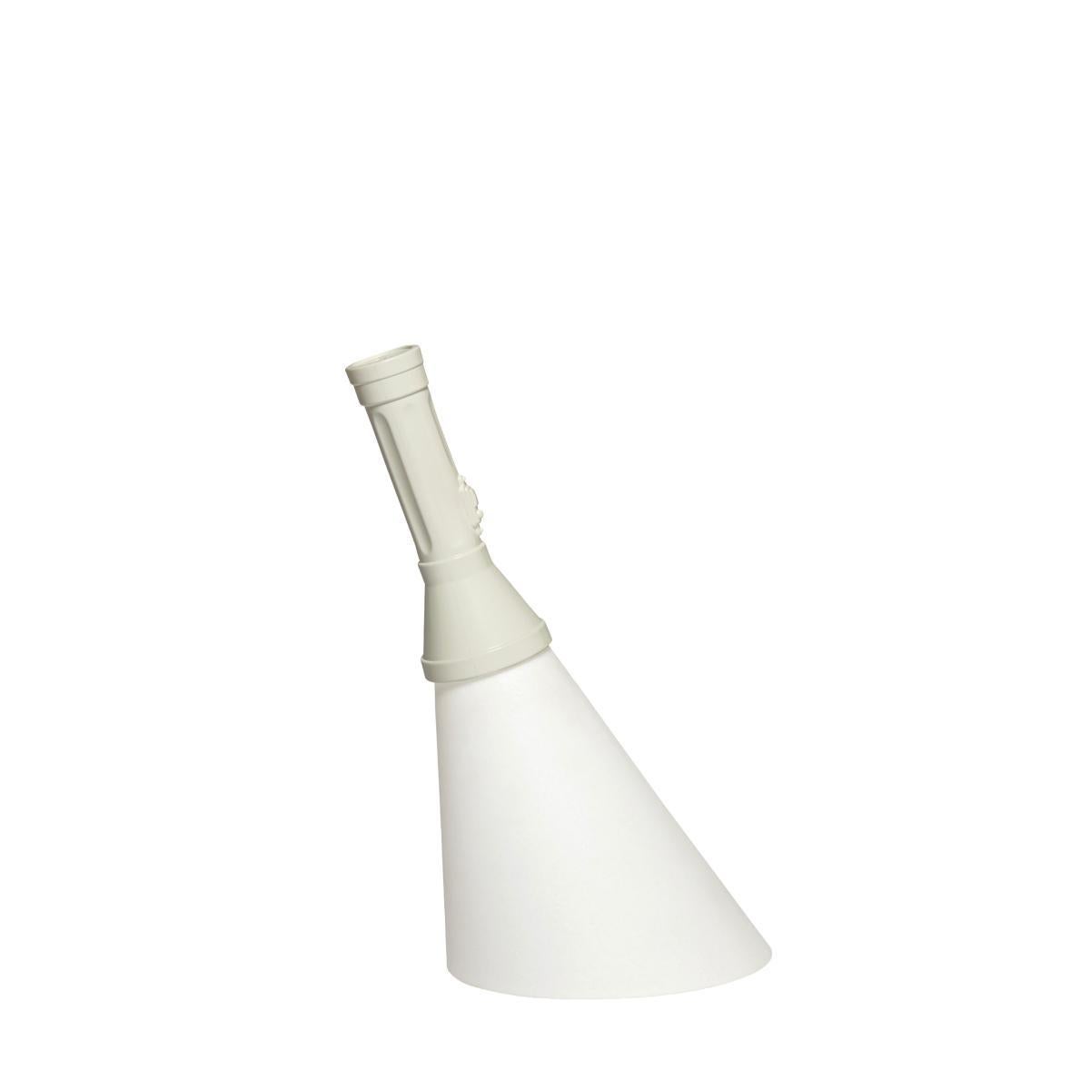 Flash-Flash-Lampe mit aufgeladener LED aus elfenbeinfarbenem Polyethylene von Studio Job (Italienisch) im Angebot
