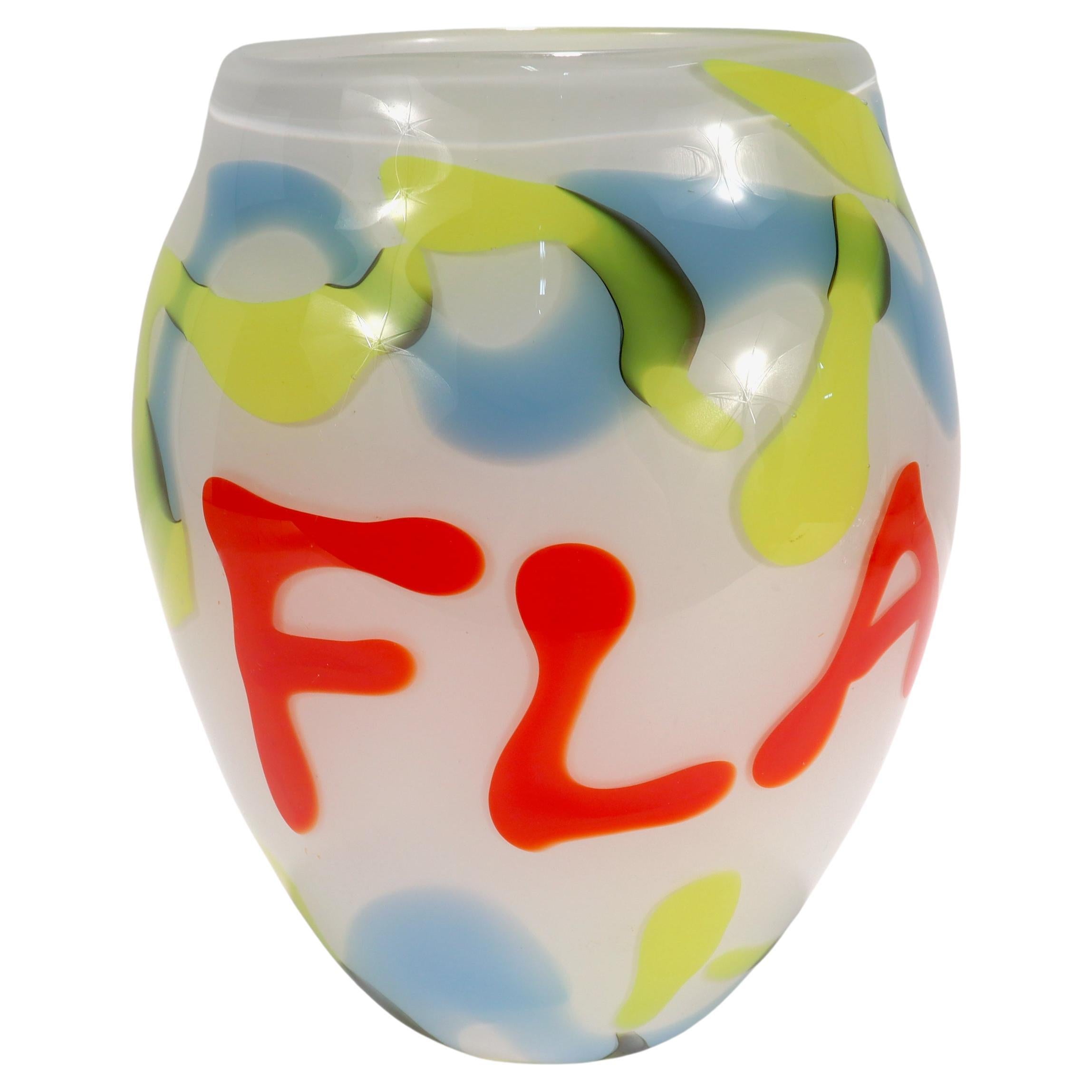 Vase Pop-Art en verre d'art blanc, bleu, jaune et rouge « FLASH », 1999