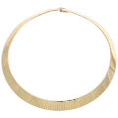 Flat and Wide Omega Collar or Choker Chain in Yellow Gold