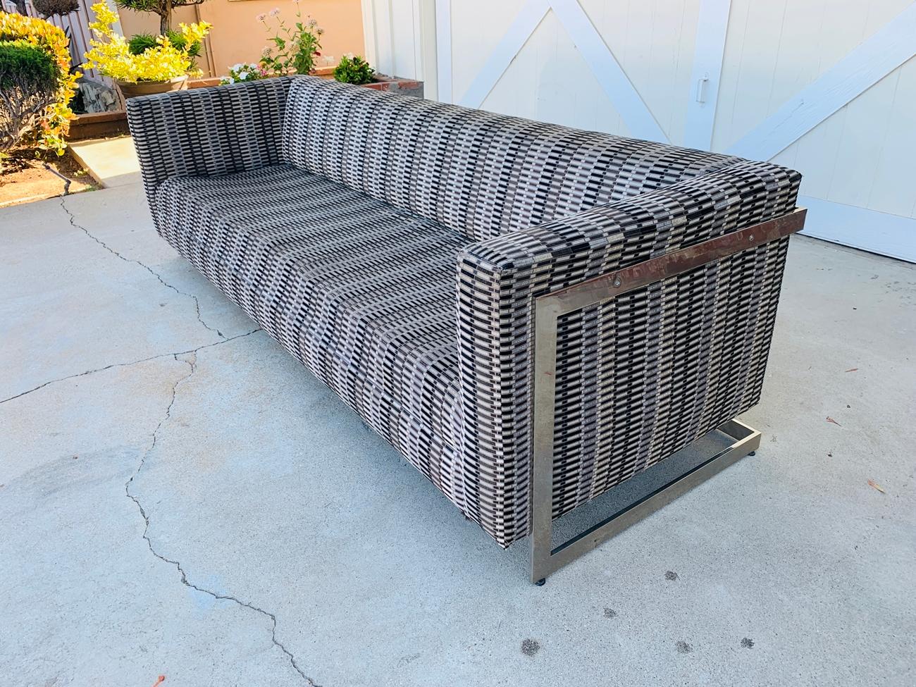 Flat Bar Sofa by Milo Baughman for Thayer Coggin In Fair Condition In Los Angeles, CA