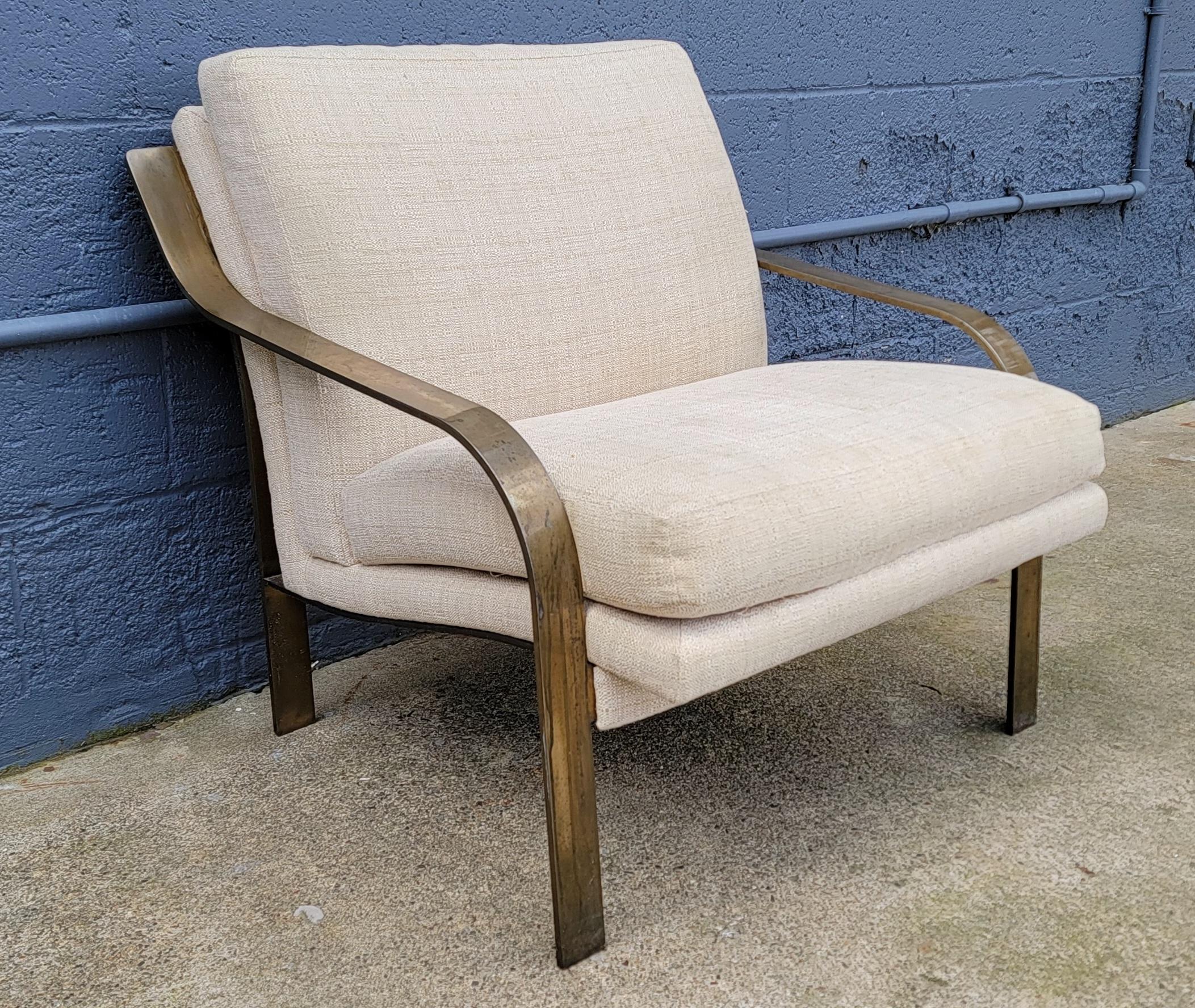 Mid-Century Modern Flat Bar Steel Lounge Chair Manner of Milo Baughman For Sale